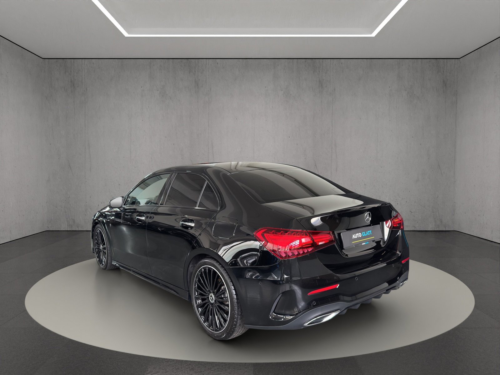 MERCEDES-BENZ A 180 7G-DCT AMG Line Night Star Pano-Burmeste, Mild-Hybrid Benzin/Elektro, Occasion / Gebraucht, Automatik - 5