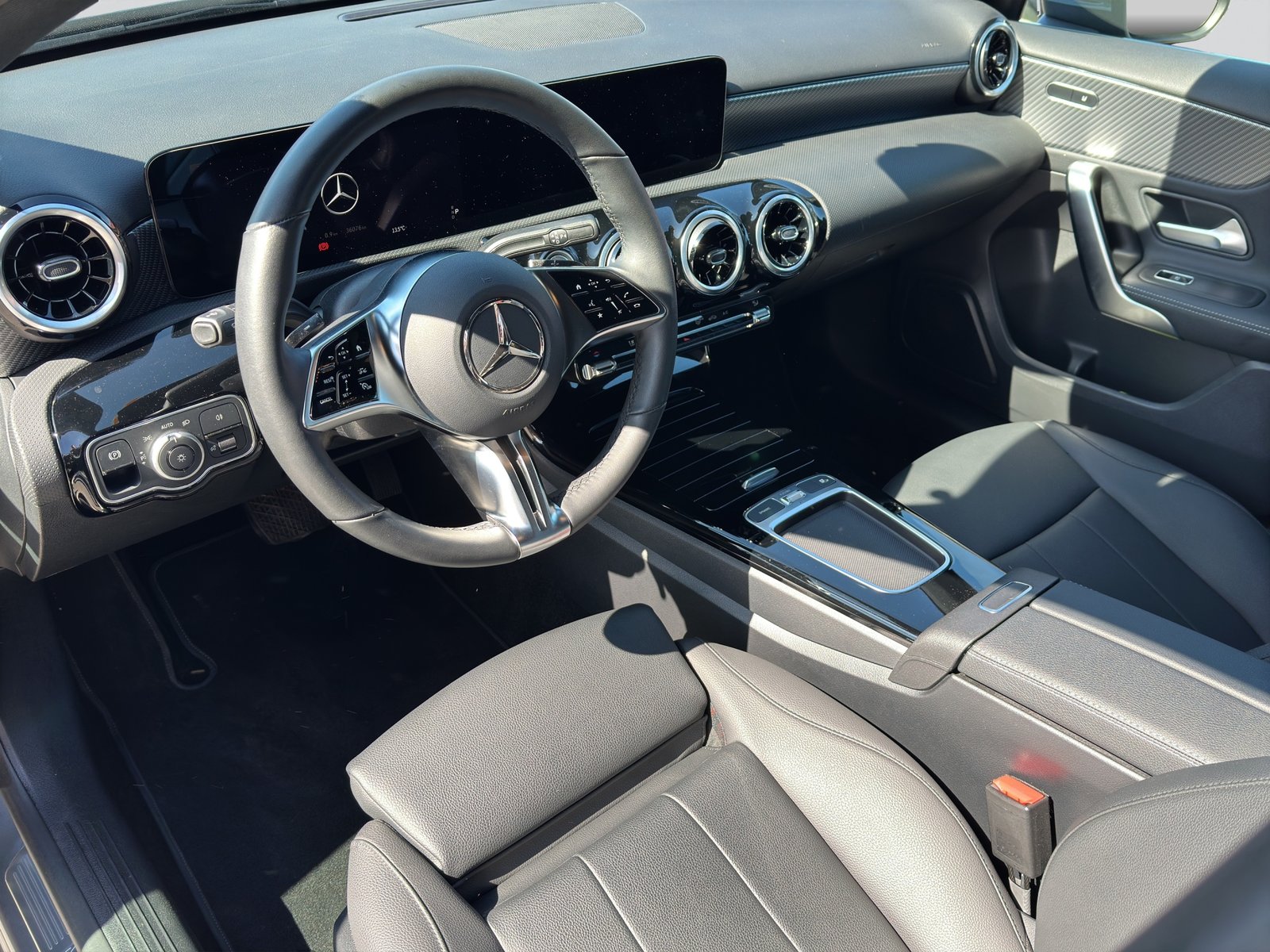MERCEDES-BENZ A 180 7G-DCT Progressive, Hybride Léger Essence/Électricité, Occasion / Utilisé, Automatique - 7