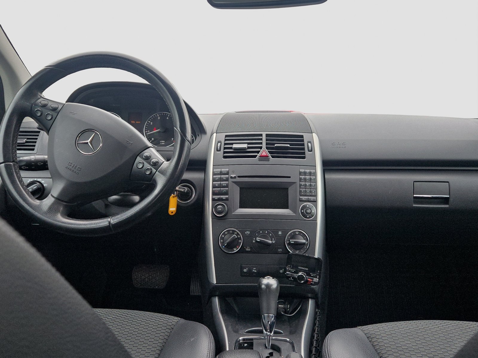 MERCEDES-BENZ A 180 Avantgarde Selection Autotronic, Benzin, Occasion / Gebraucht, Automatik - 6