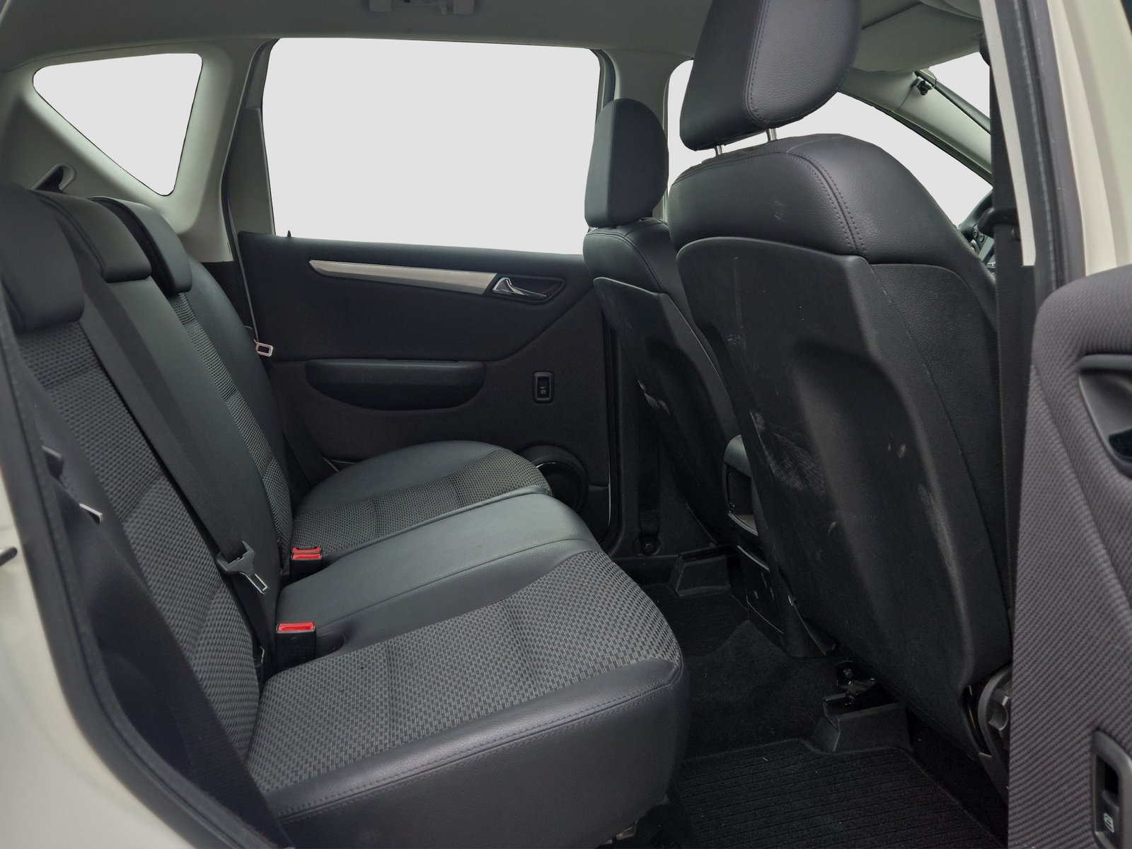 MERCEDES-BENZ A 180 Avantgarde Selection Autotronic, Benzin, Occasion / Gebraucht, Automatik - 7