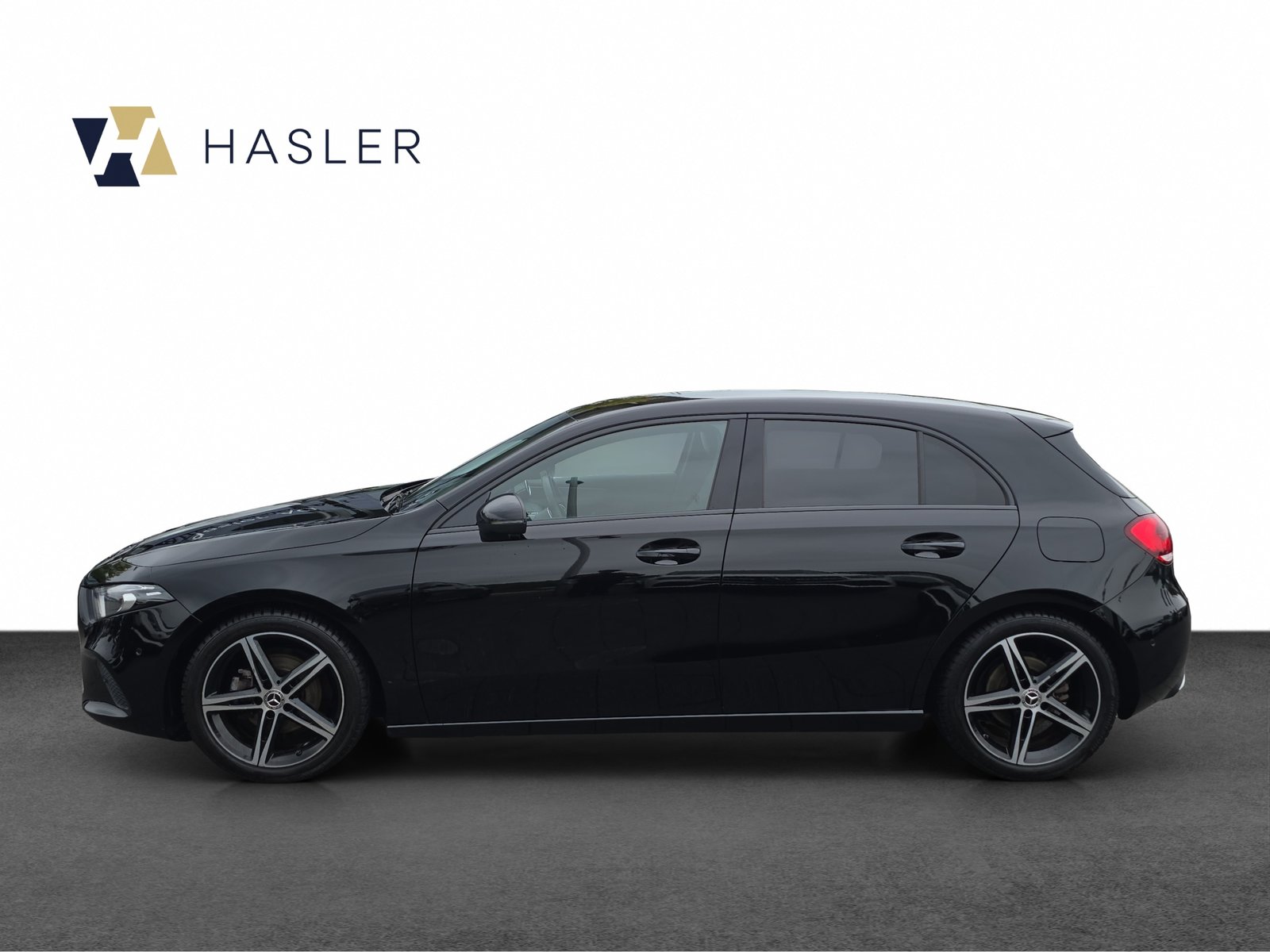 MERCEDES-BENZ A 180 Night Star, Essence, Occasion / Utilisé, Manuelle - 3