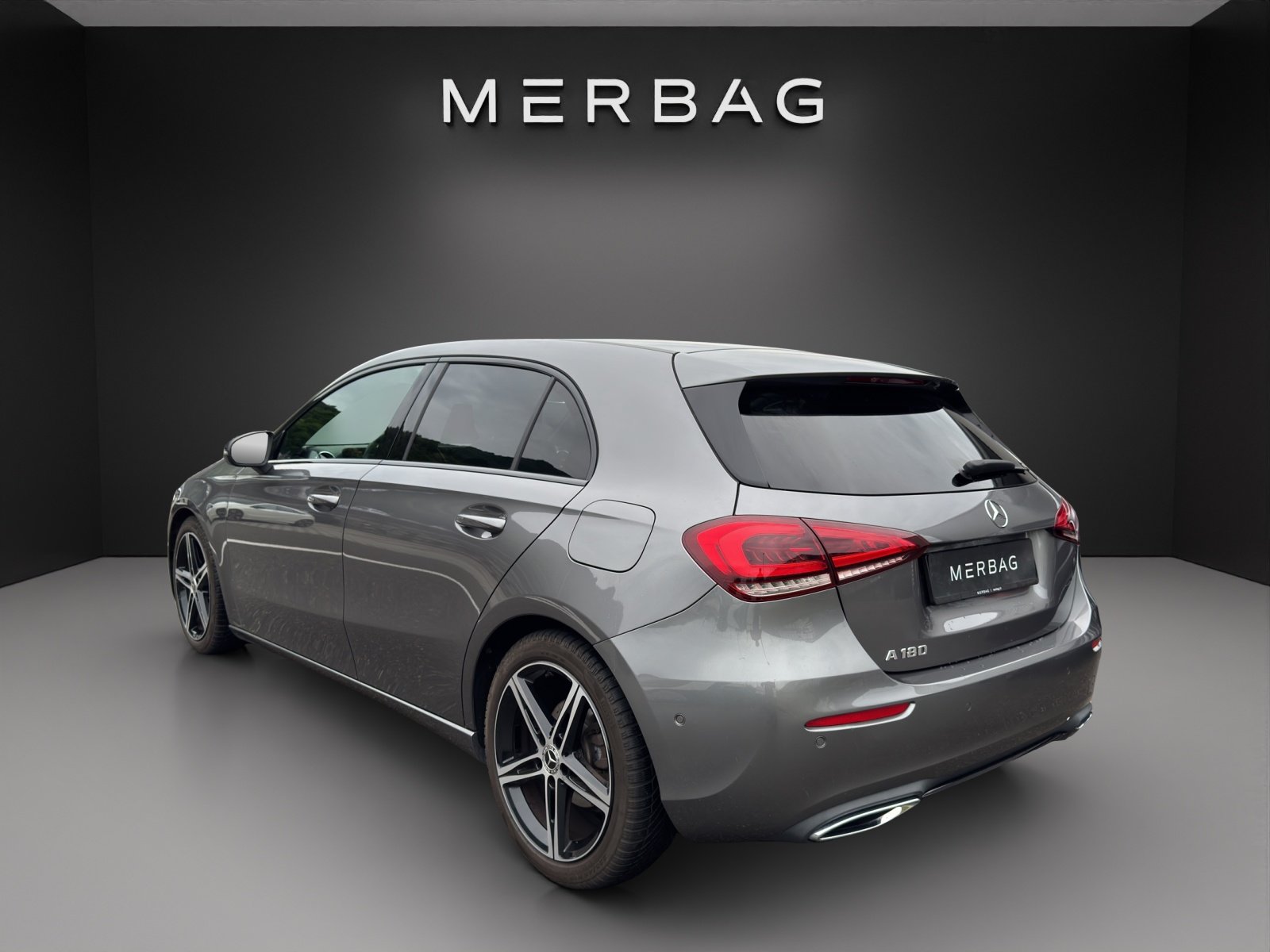 MERCEDES-BENZ A 180 Edition, Benzin, Occasion / Gebraucht, Automatik - 3