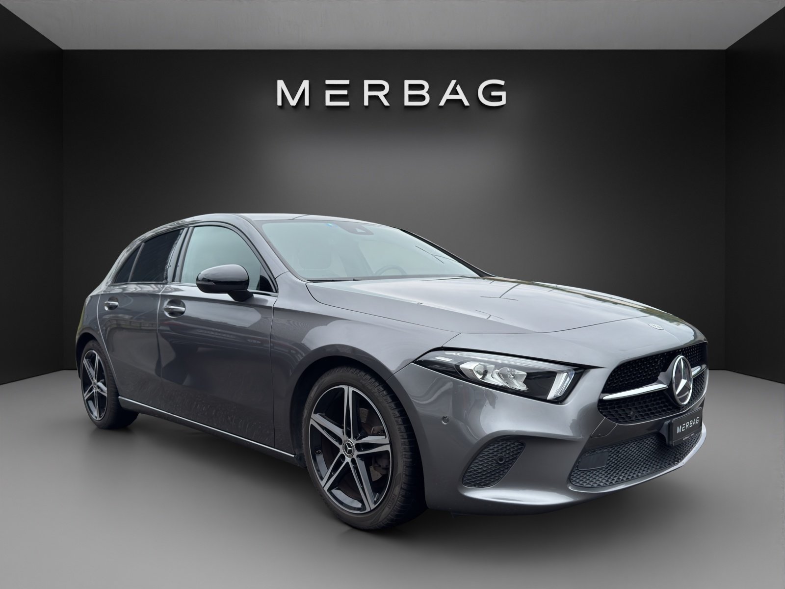 MERCEDES-BENZ A 180 Edition, Benzin, Occasion / Gebraucht, Automatik - 6