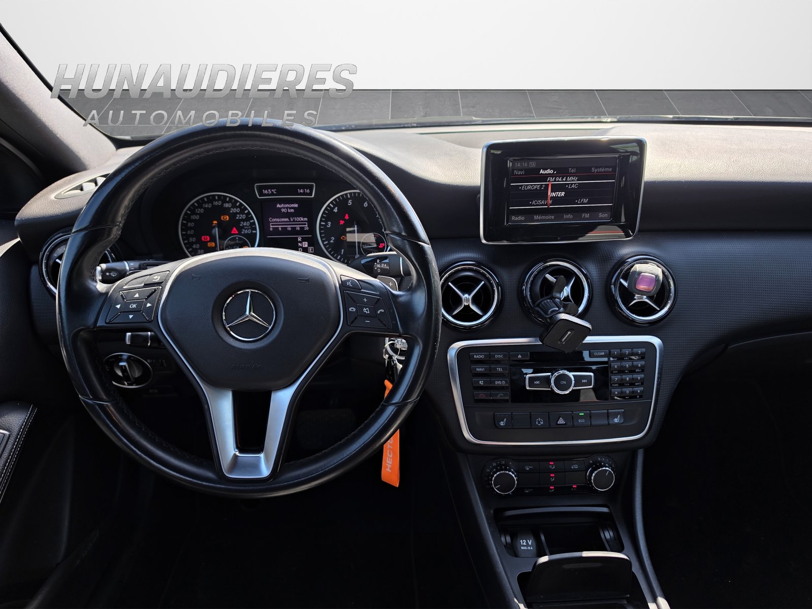 MERCEDES-BENZ A 180 Style 7G-DCT, Essence, Occasion / Utilisé, Automatique - 7
