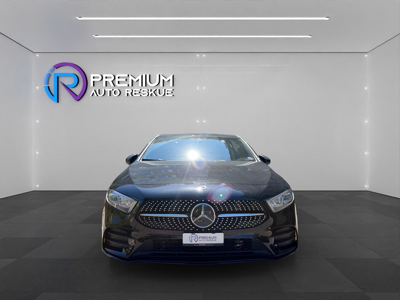 MERCEDES-BENZ A 180 AMG Line 7G-DCT, Benzin, Occasion / Gebraucht, Automatik - 2