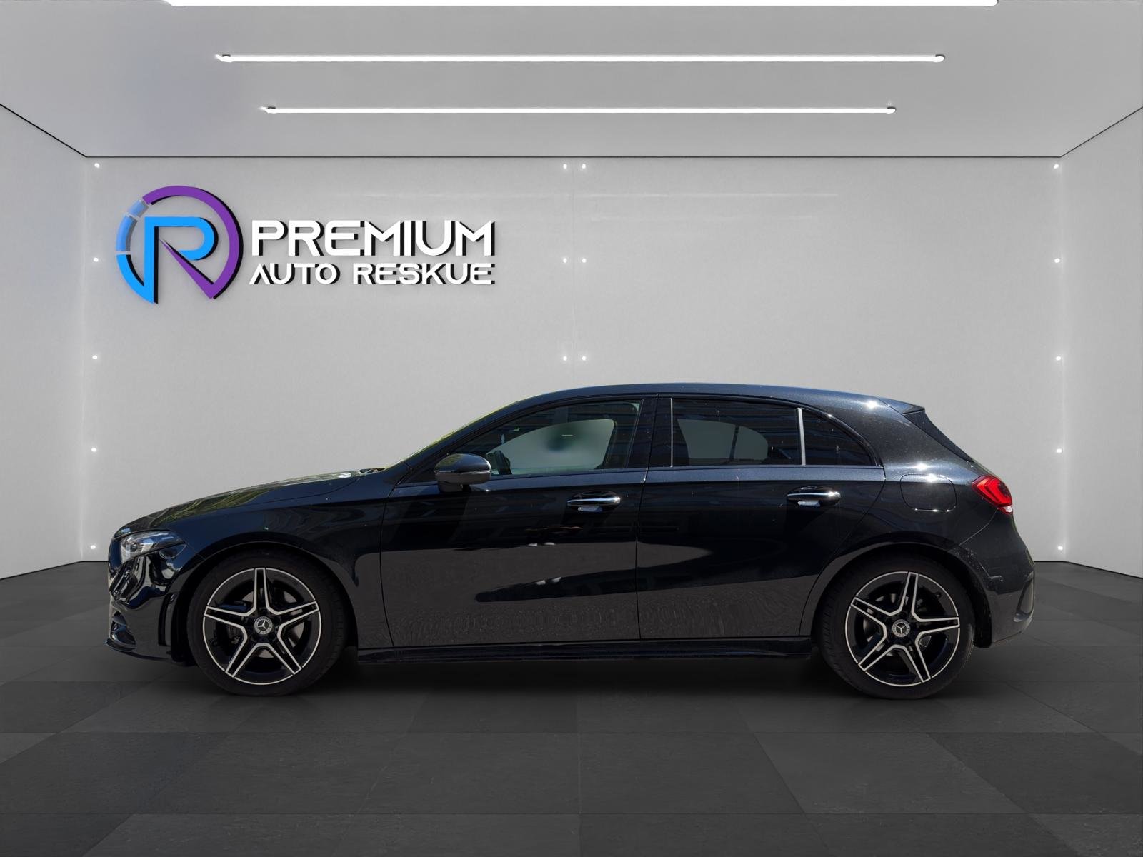 MERCEDES-BENZ A 180 AMG Line 7G-DCT, Benzin, Occasion / Gebraucht, Automatik - 3
