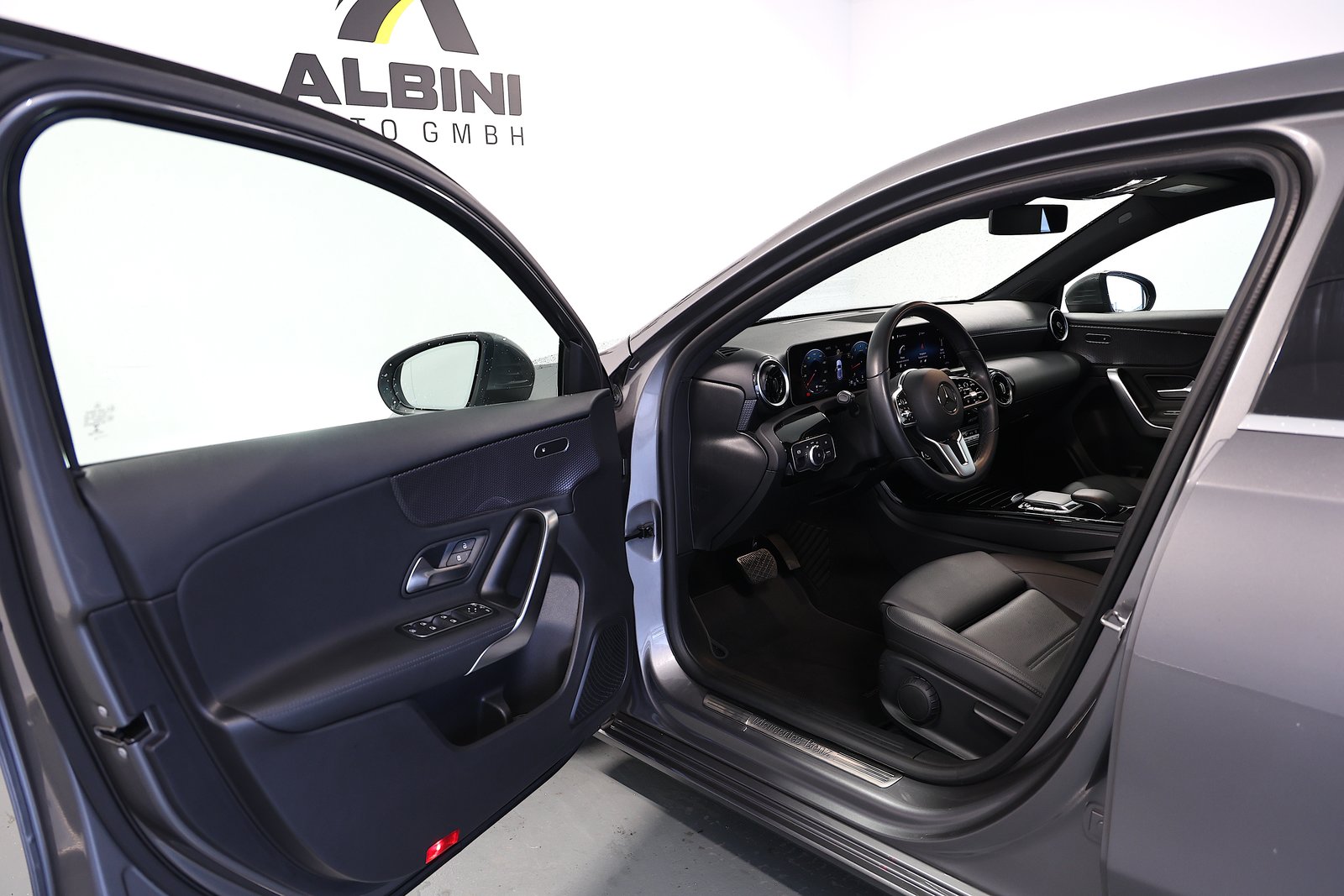 MERCEDES-BENZ A 180 Progressive 7G-DCT, Benzin, Occasion / Gebraucht, Automatik - 6