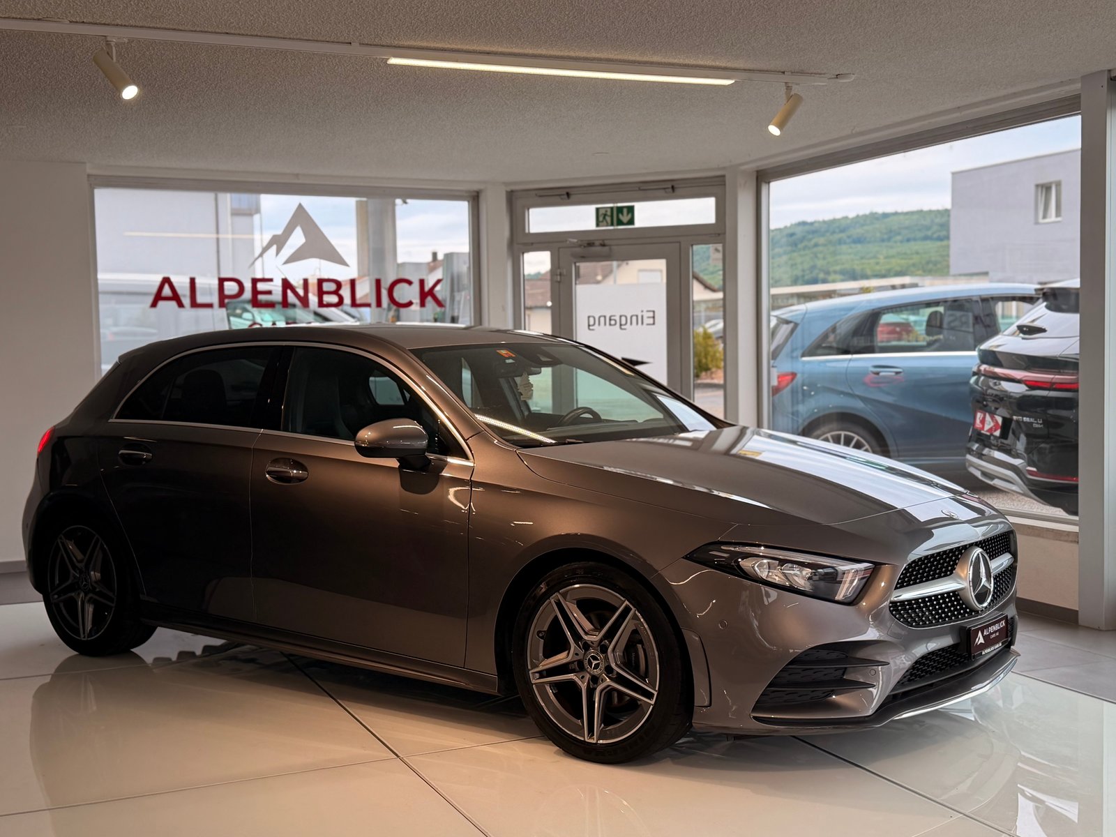 MERCEDES-BENZ A 180 Style 7G-DCT, Essence, Occasion / Utilisé, Automatique - 4