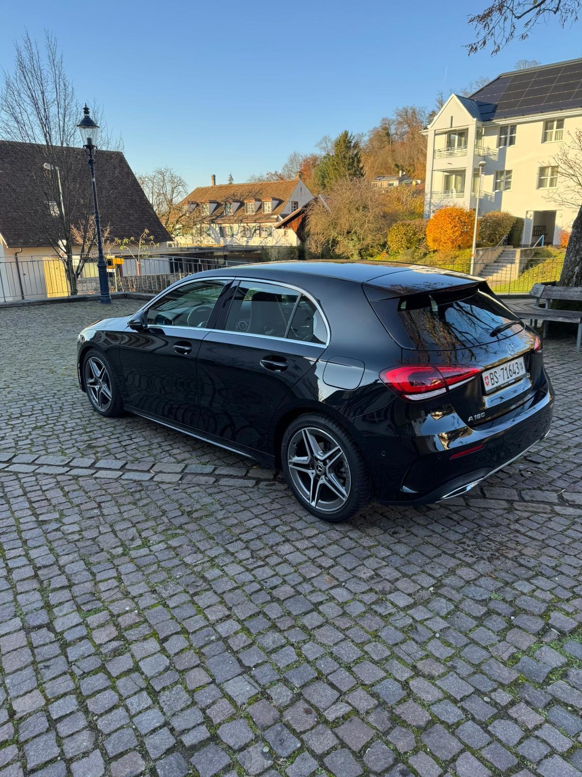 MERCEDES-BENZ A 180 AMG Line 7G-DCT, Benzin, Occasion / Gebraucht, Automatik - 6