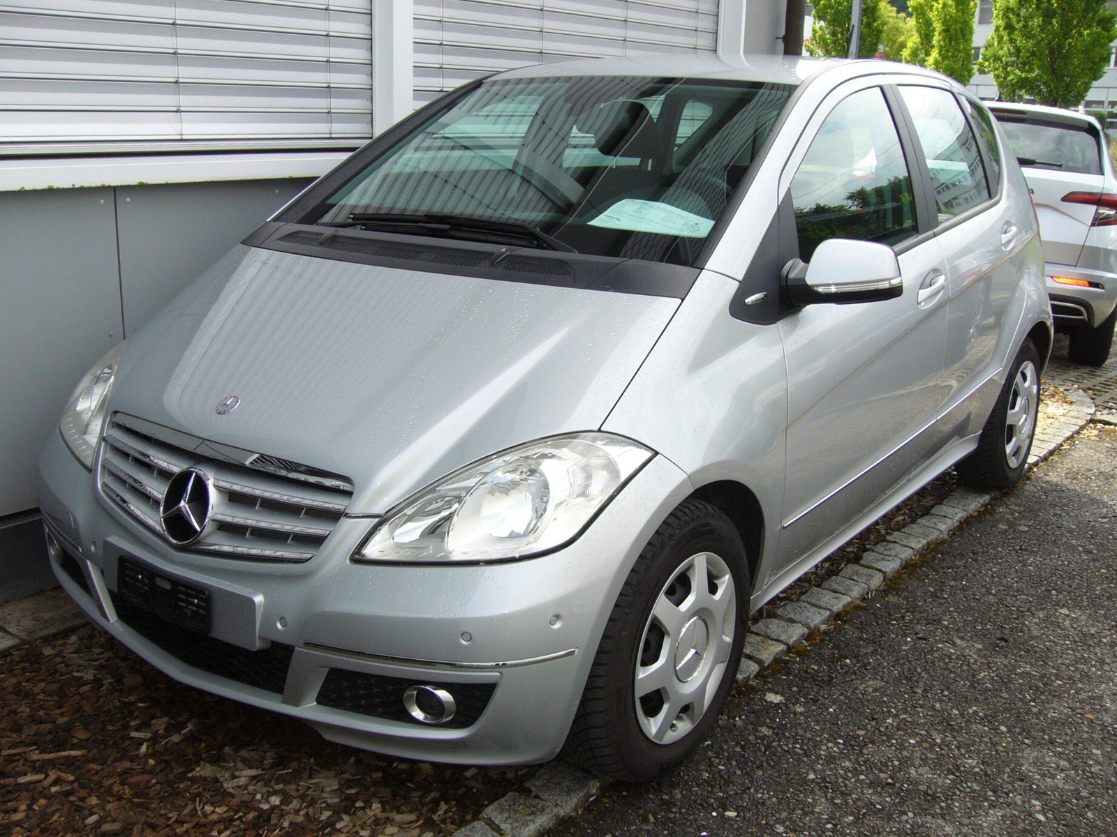MERCEDES-BENZ A 180 (170) Avantgarde Autotronic