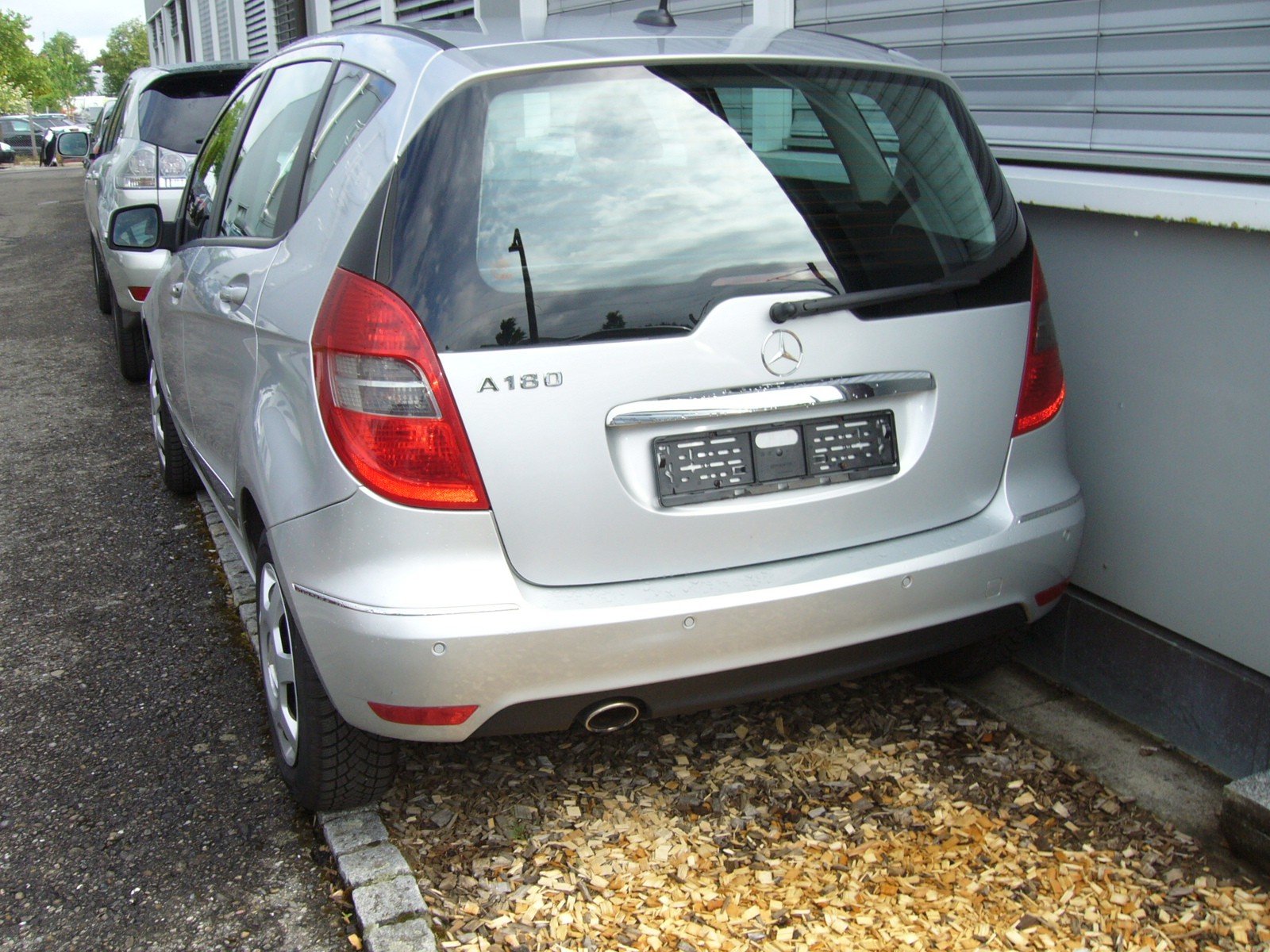 MERCEDES-BENZ A 180 (170) Avantgarde Autotronic, Benzin, Occasion / Gebraucht, Automatik - 2