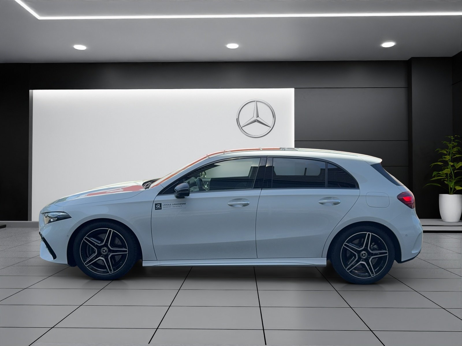 MERCEDES-BENZ A 180, Hybride Léger Essence/Électricité, Occasion / Utilisé, Automatique - 2
