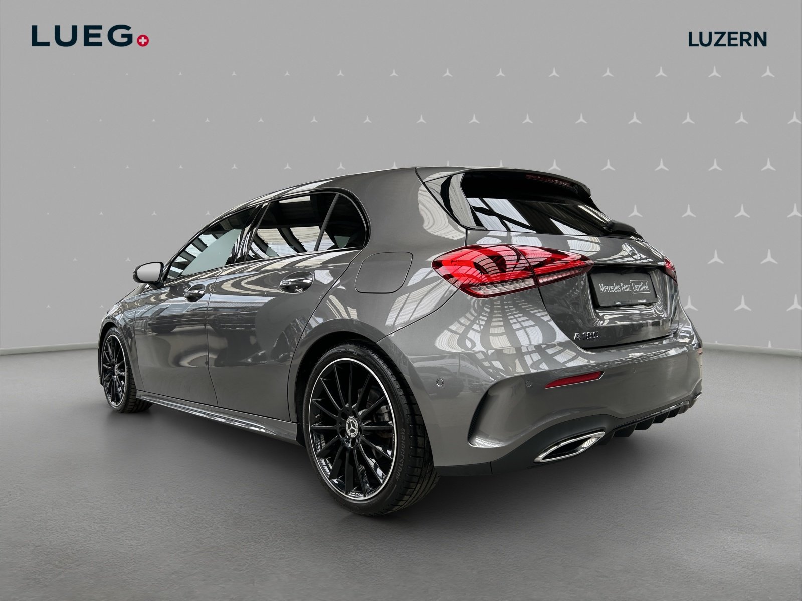 MERCEDES-BENZ A 180 Night Star AMG Line 7G-DCT, Essence, Occasion / Utilisé, Automatique - 3