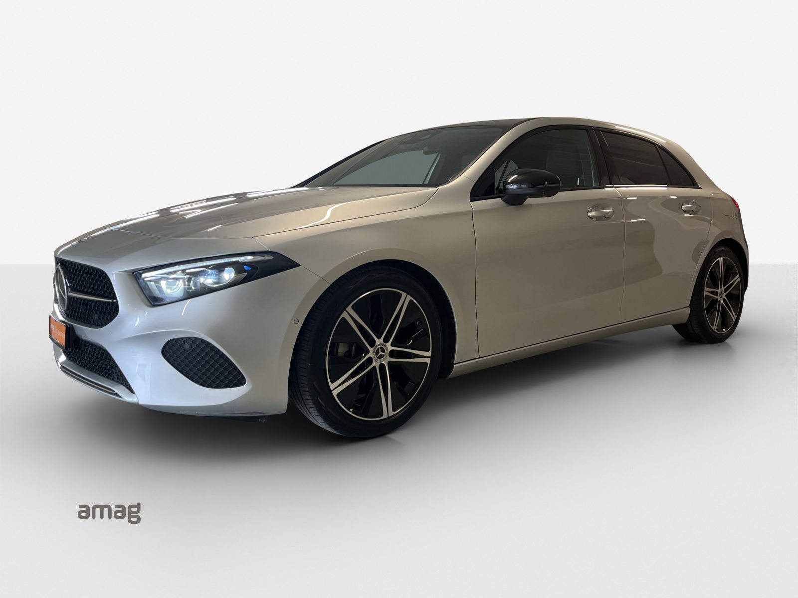 MERCEDES-BENZ A 180
