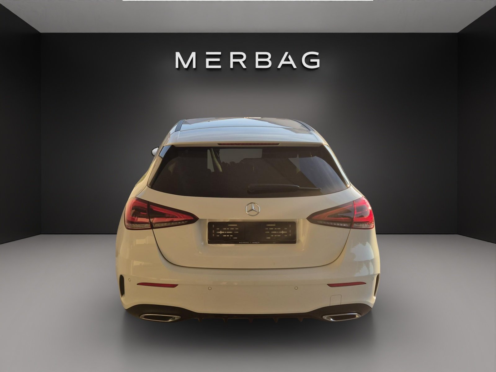 MERCEDES-BENZ A 180 Night Star AMG Line 7G-DCT, Benzin, Occasion / Gebraucht, Automatik - 4