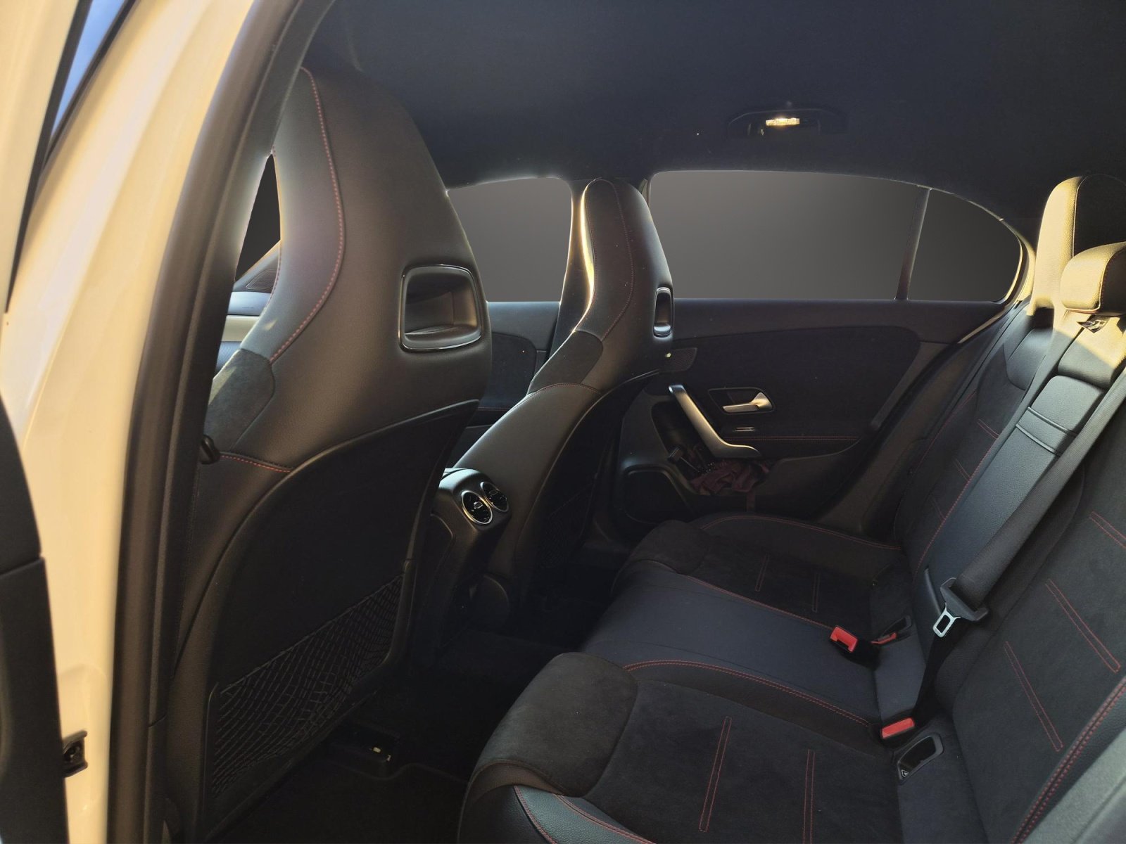MERCEDES-BENZ A 180 Night Star AMG Line 7G-DCT, Benzin, Occasion / Gebraucht, Automatik - 6