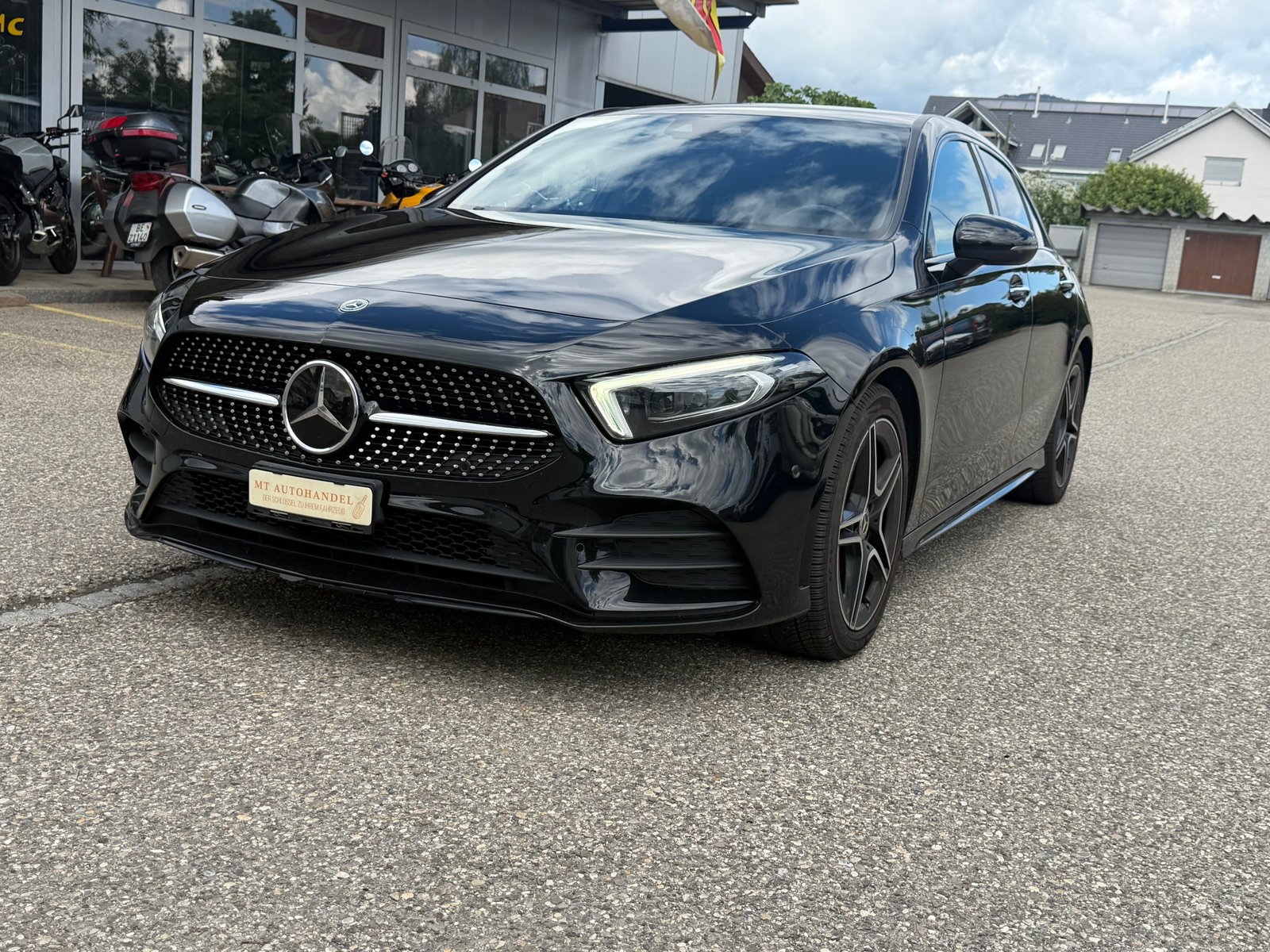 MERCEDES-BENZ A 180 Night Star AMG Line 7G-DCT, Petrol, Second hand / Used, Automatic - 3