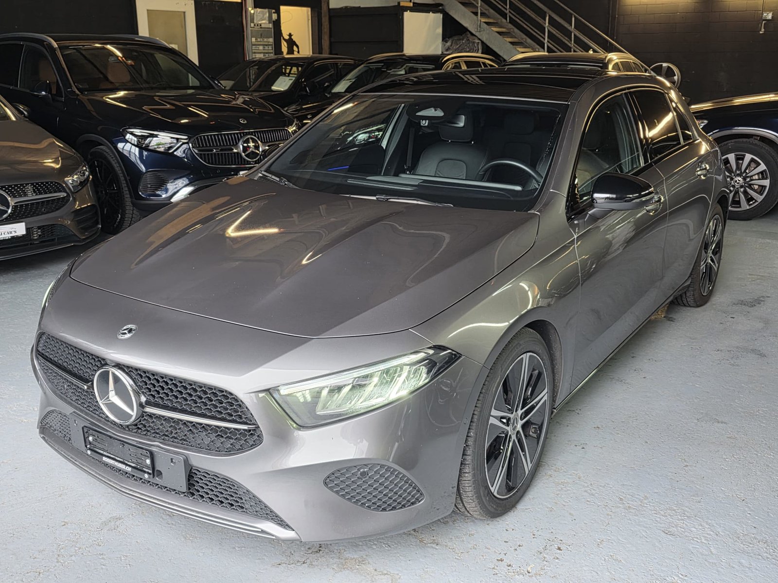 MERCEDES-BENZ A 180 d Progressive 8G-DCT Facelift Panorama D
