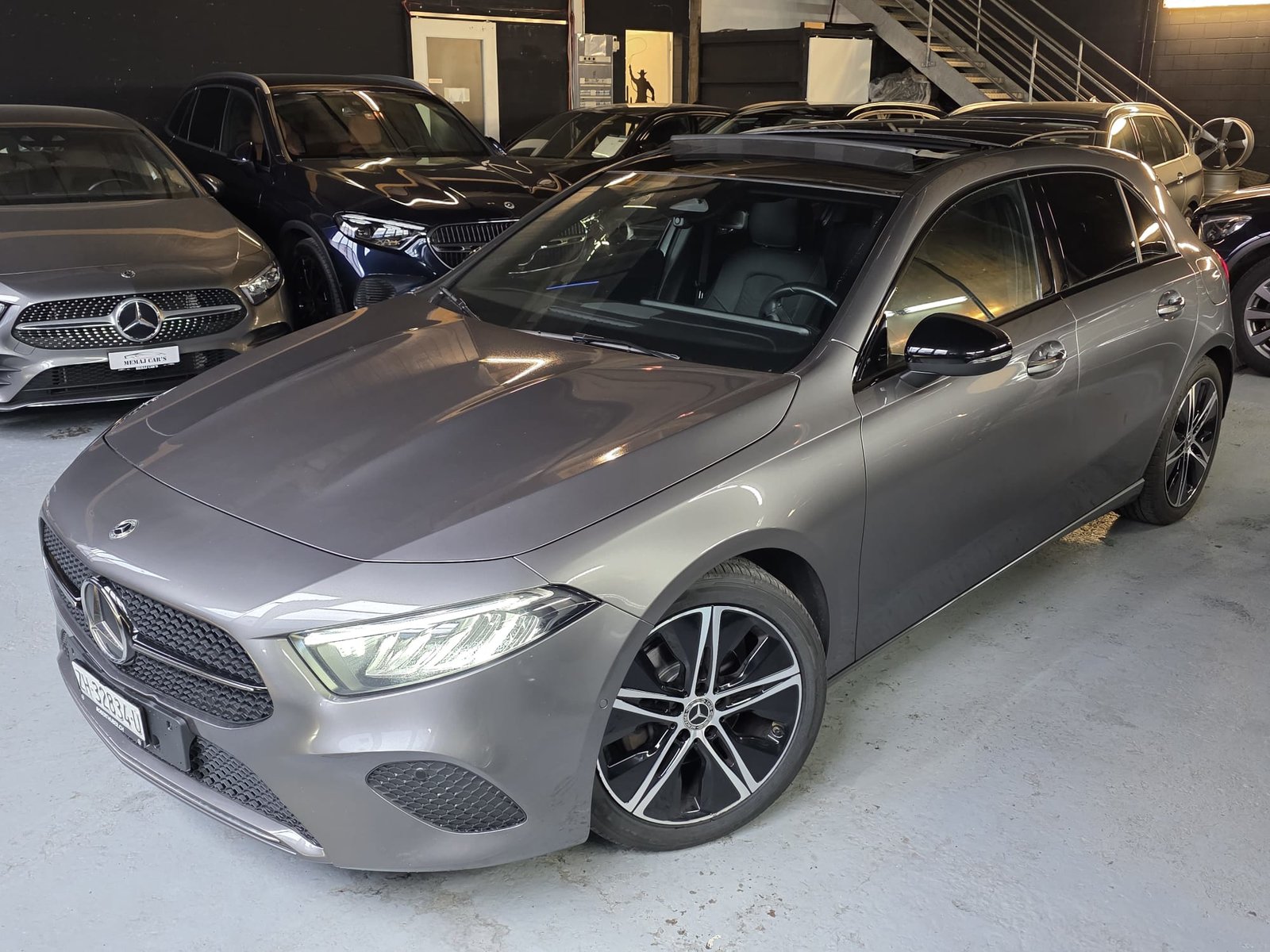 MERCEDES-BENZ A 180 d Progressive 8G-DCT Facelift Panorama D, Diesel, Occasion / Gebraucht, Automatik - 6