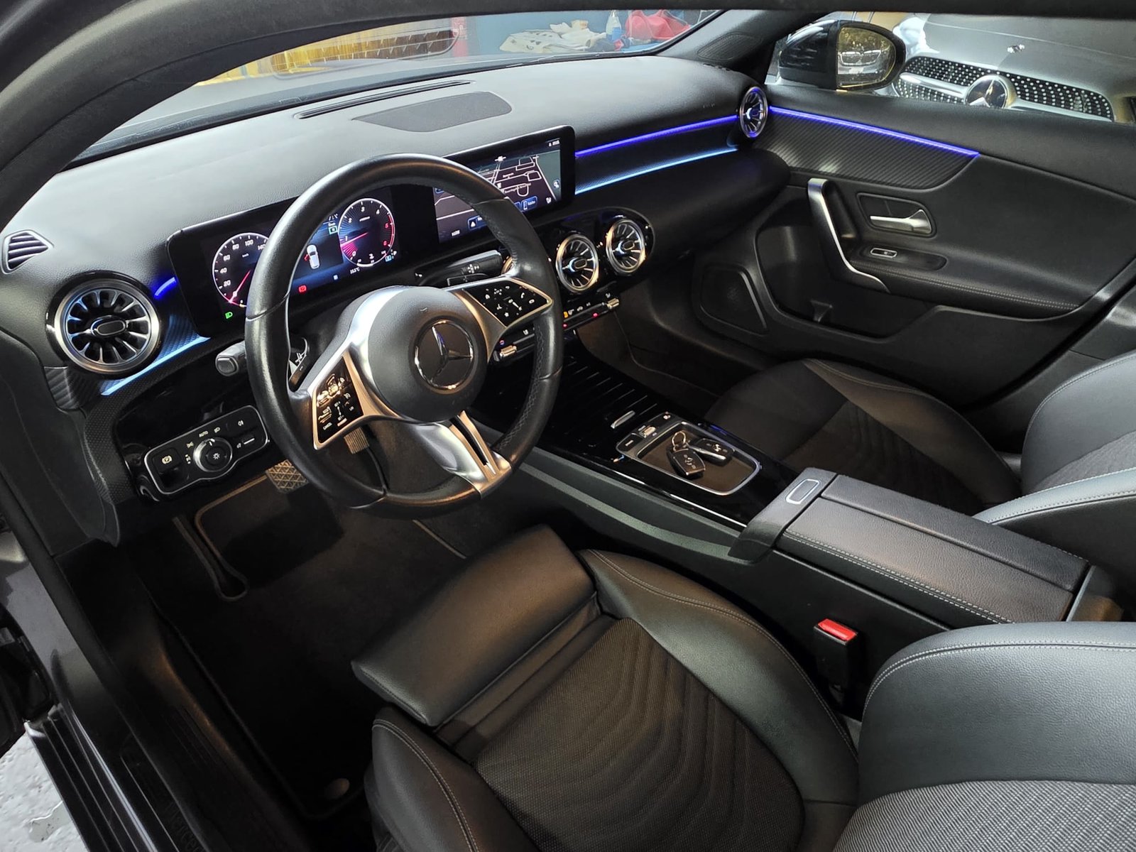 MERCEDES-BENZ A 180 d Progressive 8G-DCT Facelift Panorama D, Diesel, Occasion / Gebraucht, Automatik - 7