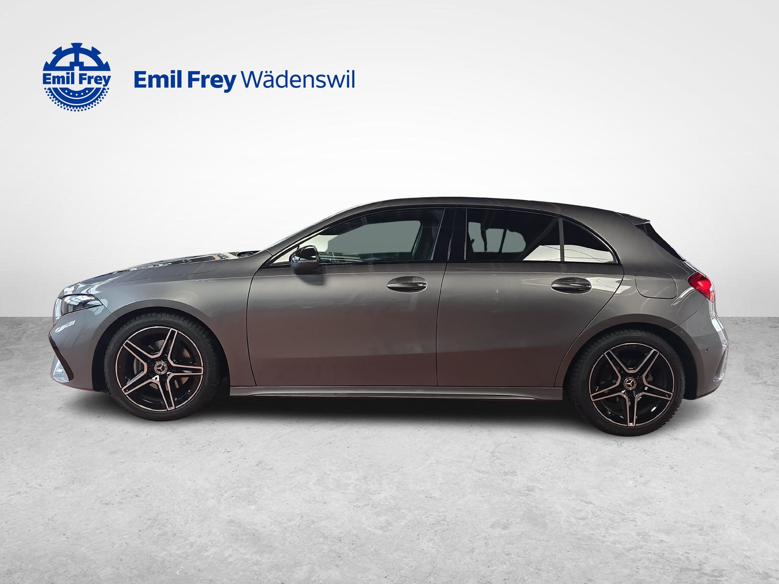 MERCEDES-BENZ A 180 Night Star AMG Line, Mild-Hybrid Benzin/Elektro, Occasion / Gebraucht, Automatik - 2