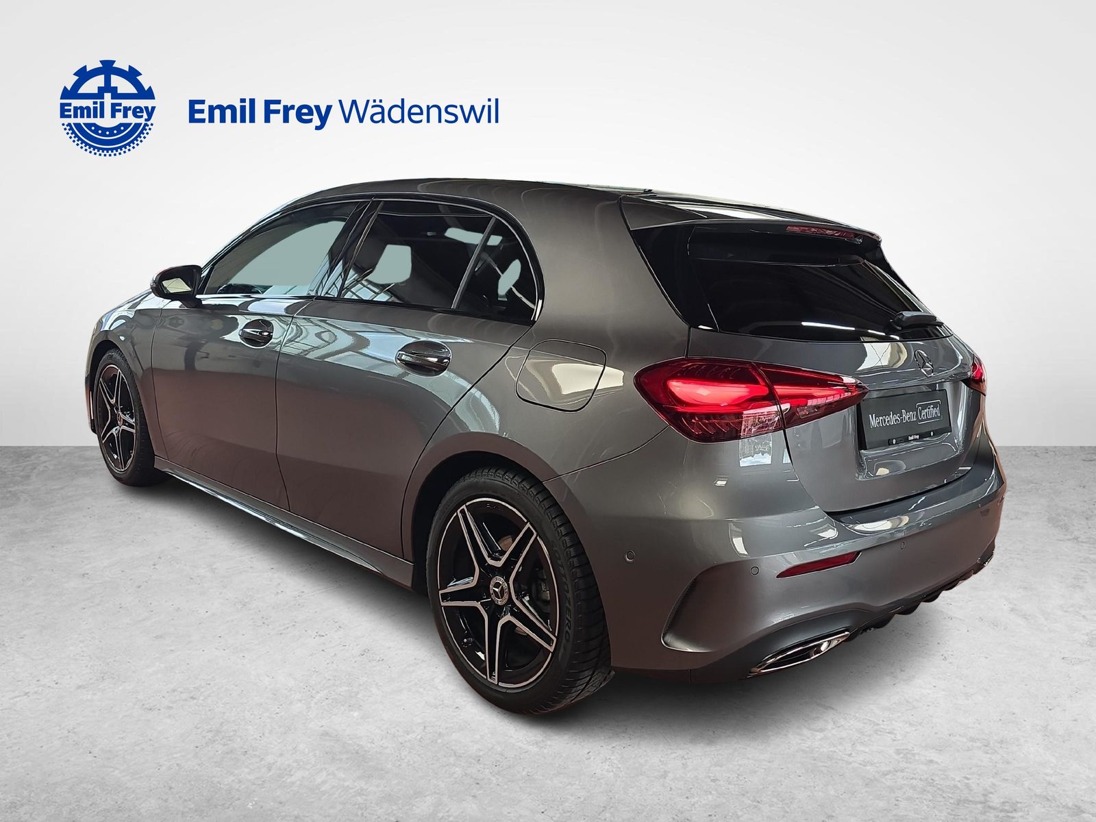 MERCEDES-BENZ A 180 Night Star AMG Line, Mild-Hybrid Benzin/Elektro, Occasion / Gebraucht, Automatik - 3