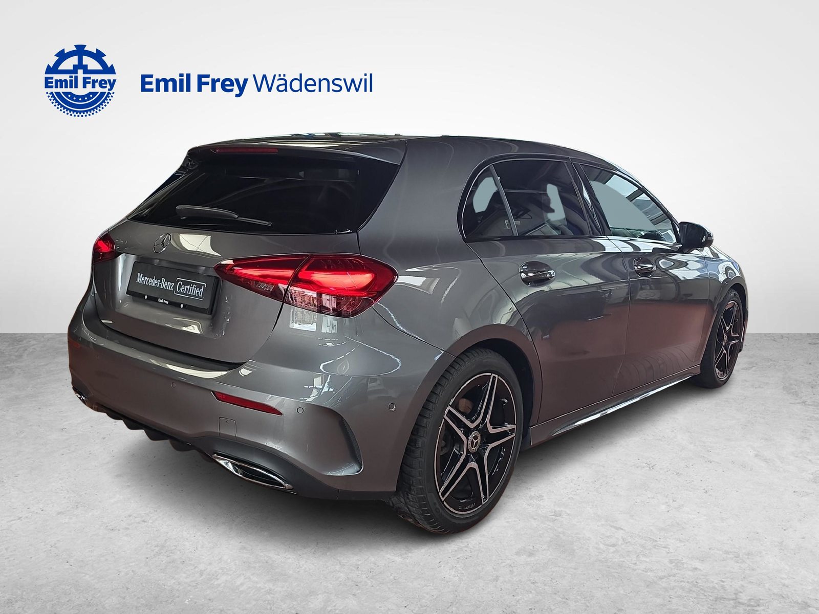 MERCEDES-BENZ A 180 Night Star AMG Line, Mild-Hybrid Benzin/Elektro, Occasion / Gebraucht, Automatik - 4