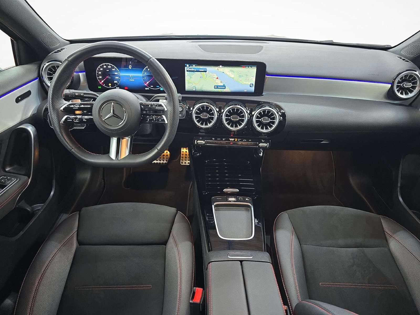 MERCEDES-BENZ A 180 Night Star AMG Line, Mild-Hybrid Benzin/Elektro, Occasion / Gebraucht, Automatik - 6