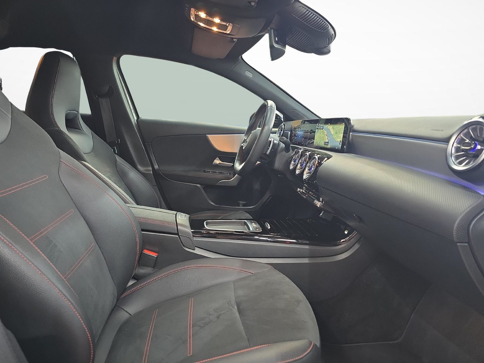 MERCEDES-BENZ A 180 Night Star AMG Line, Mild-Hybrid Benzin/Elektro, Occasion / Gebraucht, Automatik - 7