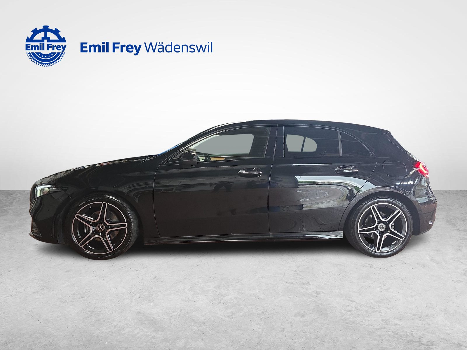 MERCEDES-BENZ A 180 Night Star AMG Line, Benzin, Occasion / Gebraucht, Automatik - 2