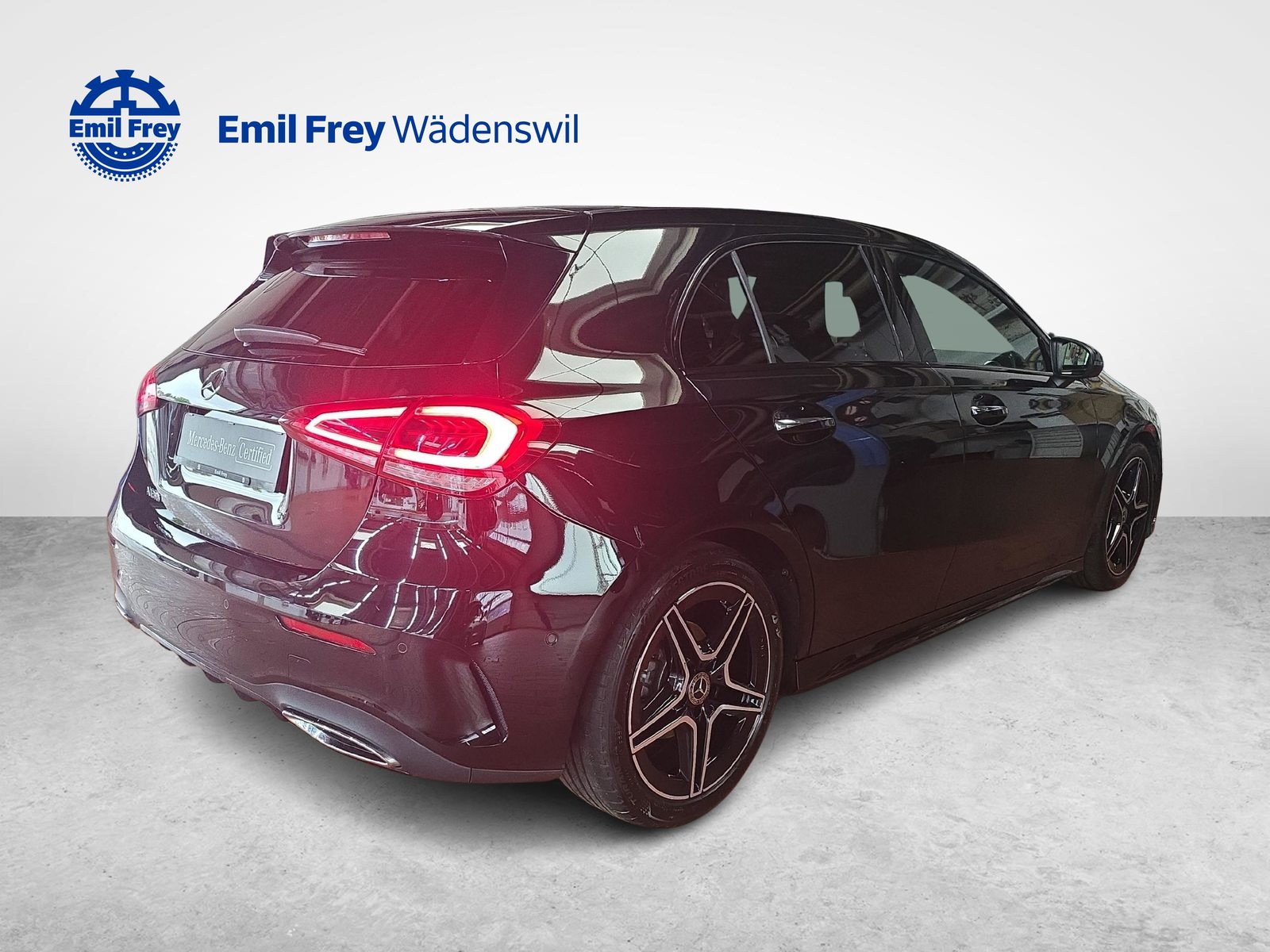 MERCEDES-BENZ A 180 Night Star AMG Line, Benzin, Occasion / Gebraucht, Automatik - 4