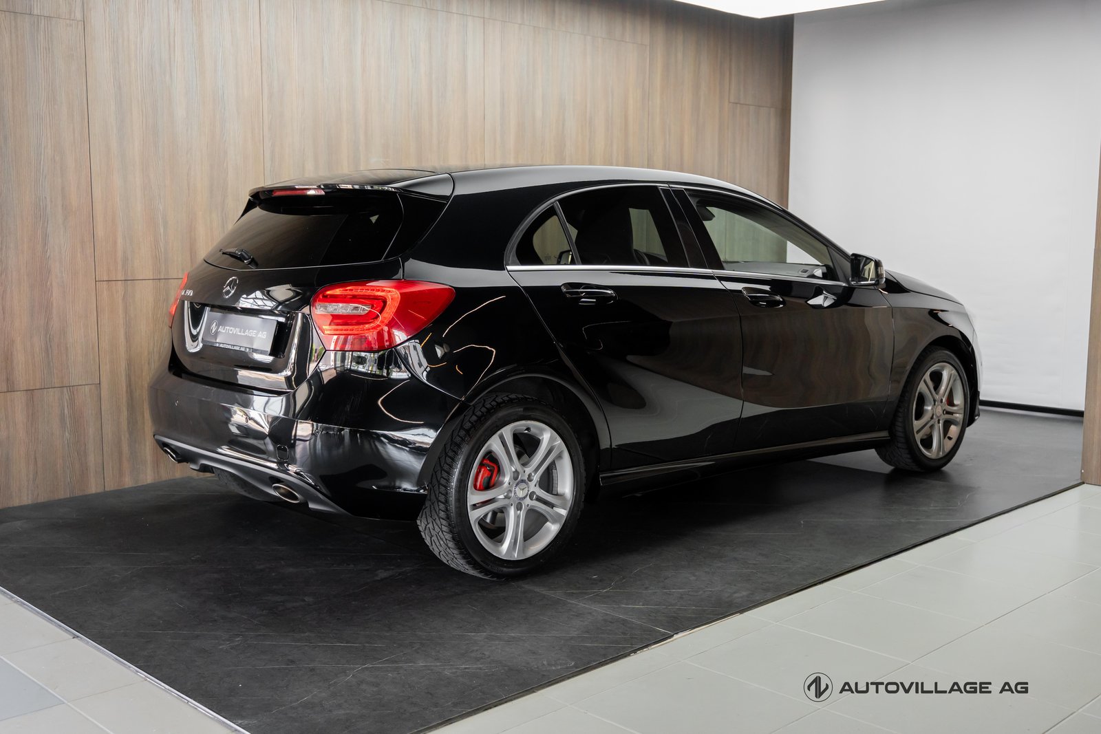 MERCEDES-BENZ A 180 Urban 7G-DCT, Benzina, Occasioni / Usate, Automatico - 2