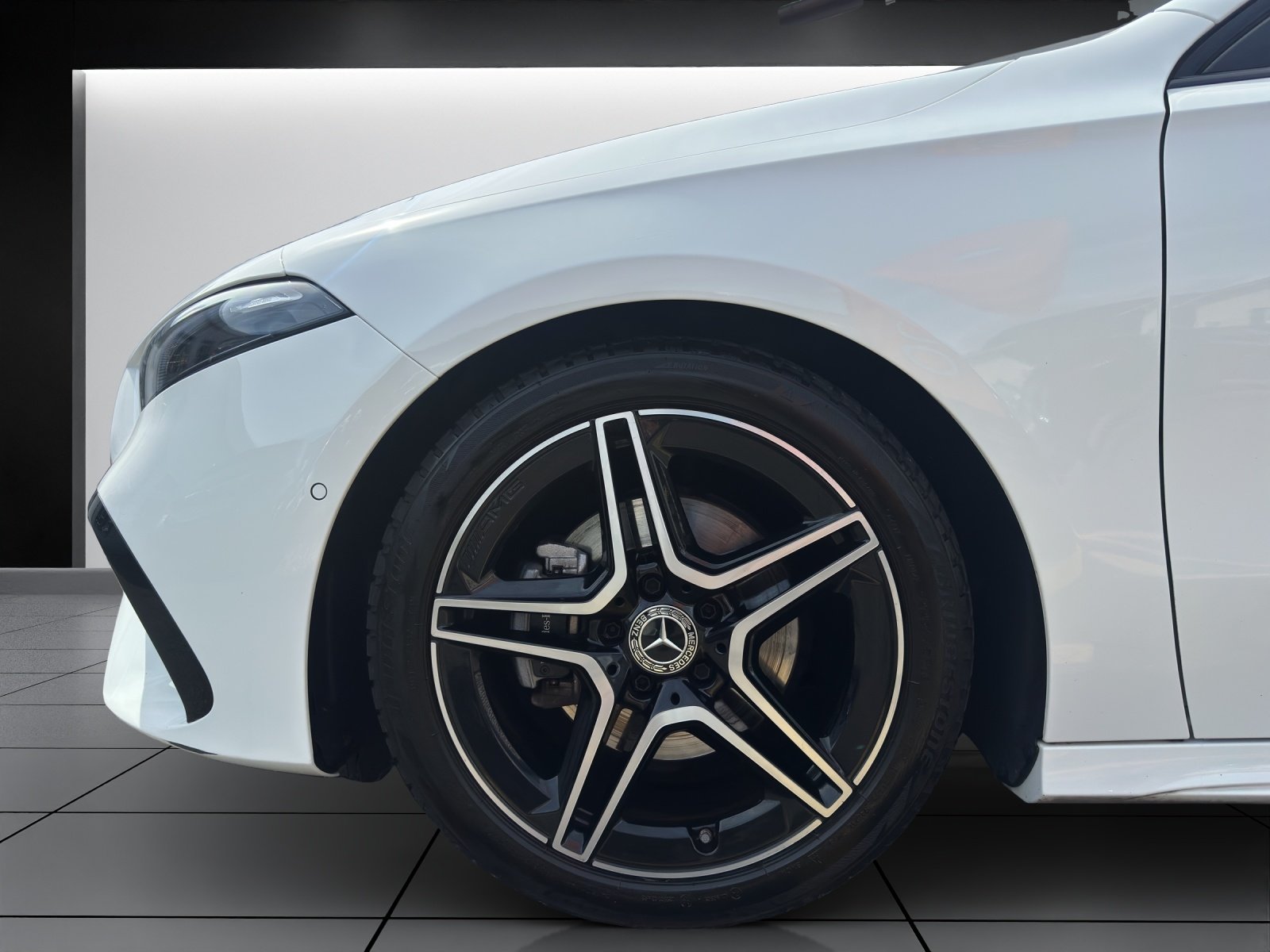 MERCEDES-BENZ A 180, Hybride Léger Essence/Électricité, Occasion / Utilisé, Automatique - 6