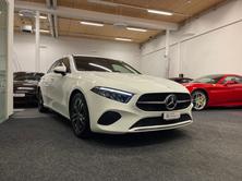 MERCEDES-BENZ A 180 d Progressive, Diesel, Second hand / Used, Automatic - 3