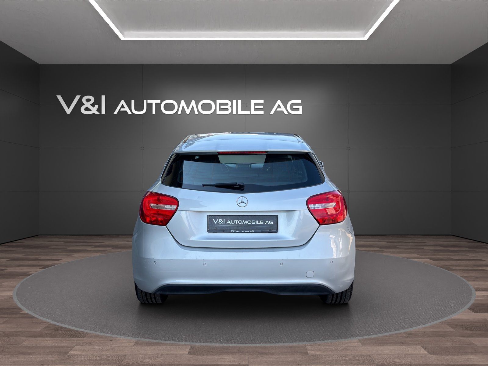 MERCEDES-BENZ A 180 Style 7G-DCT, Petrol, Second hand / Used, Automatic - 6