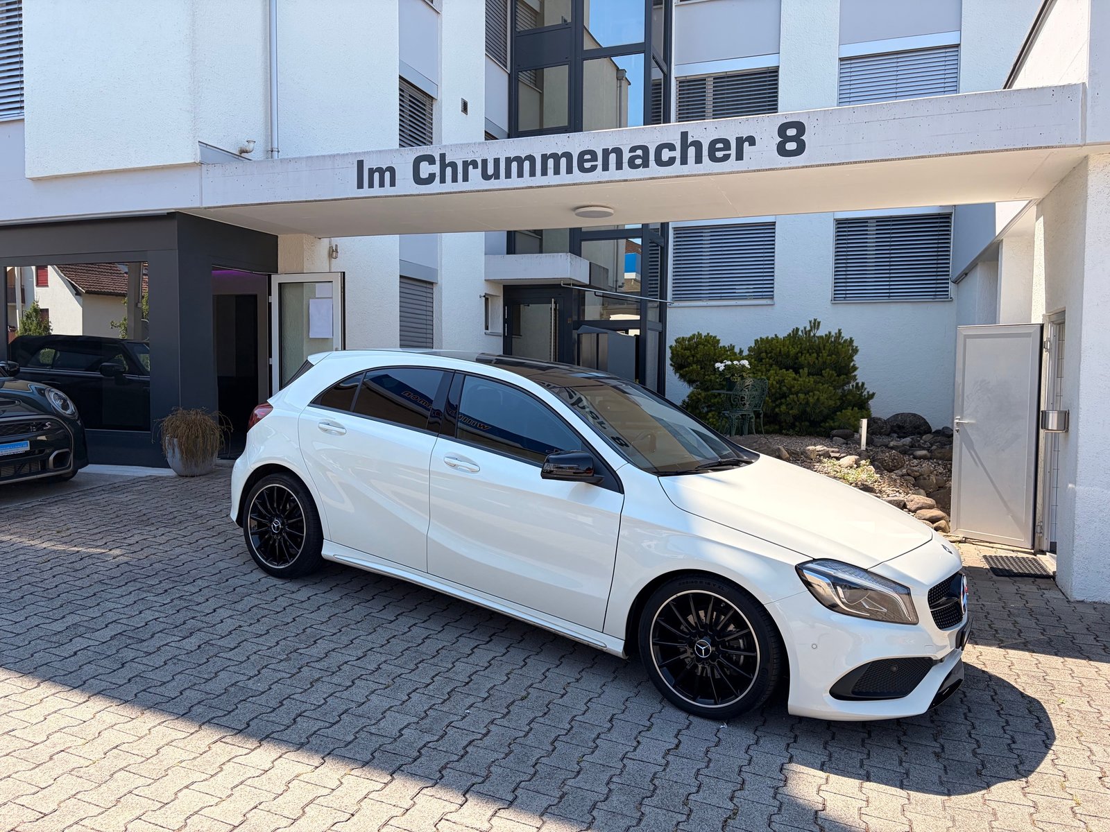 MERCEDES-BENZ A 180 AMG Line 7G-DCT, Petrol, Second hand / Used, Automatic - 2