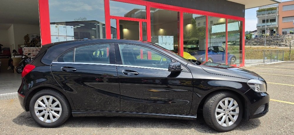 MERCEDES-BENZ A 180 Style, Essence, Occasion / Utilisé, Manuelle - 2