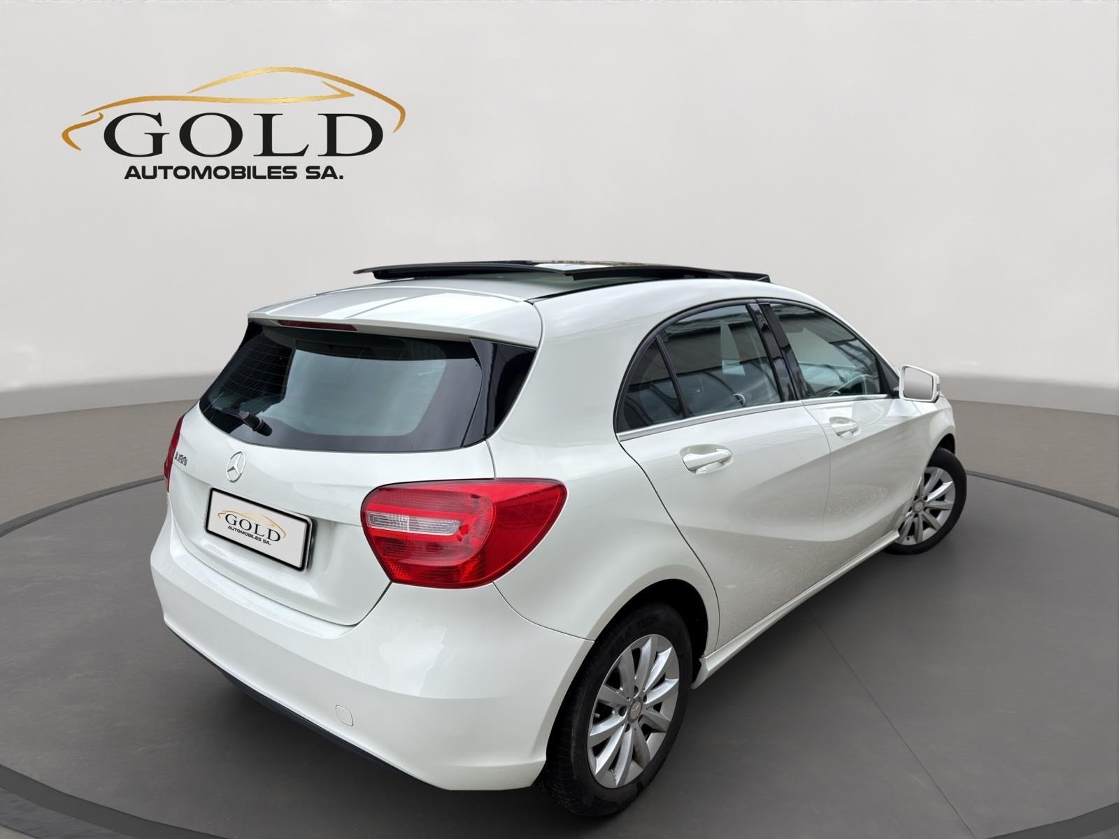 MERCEDES-BENZ A 180 Urban, Petrol, Second hand / Used, Manual - 2