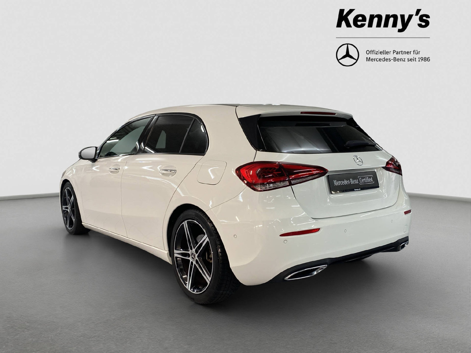 MERCEDES-BENZ A 180 Progressive, Petrol, Second hand / Used, Automatic - 4