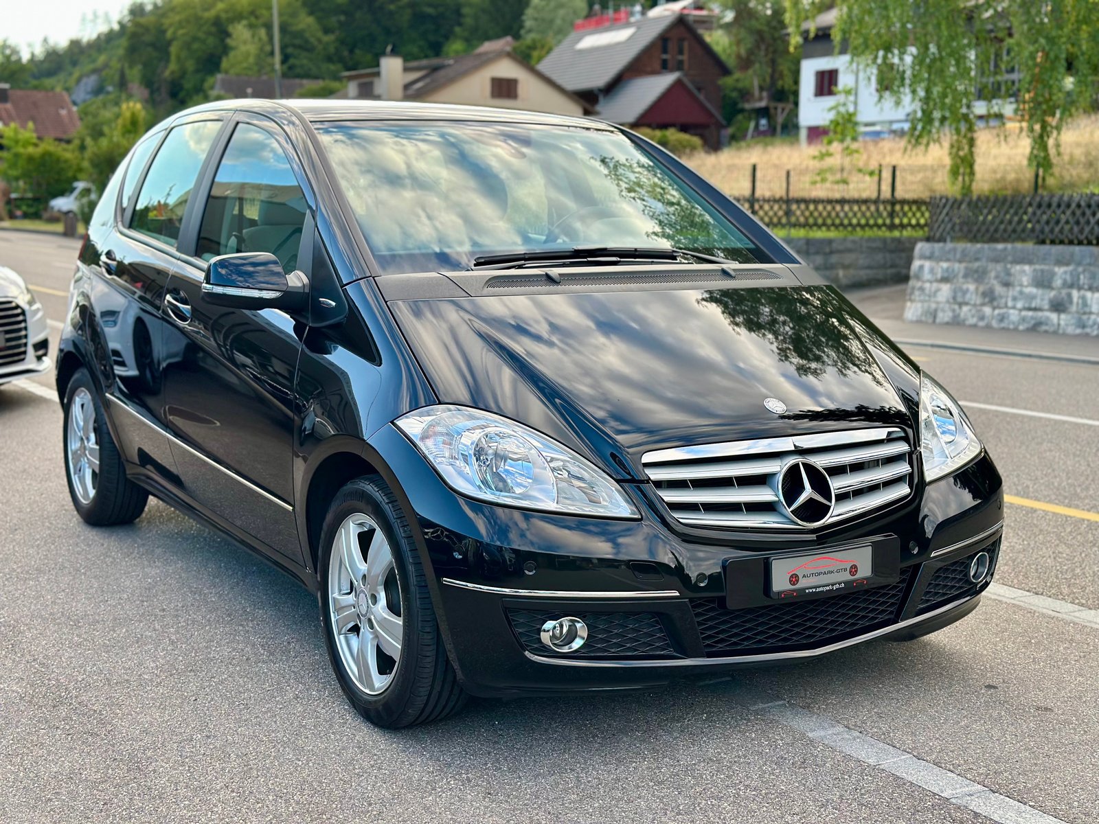 MERCEDES-BENZ A 180 Avantgarde Selection Autotronic, Petrol, Second hand / Used, Automatic - 2