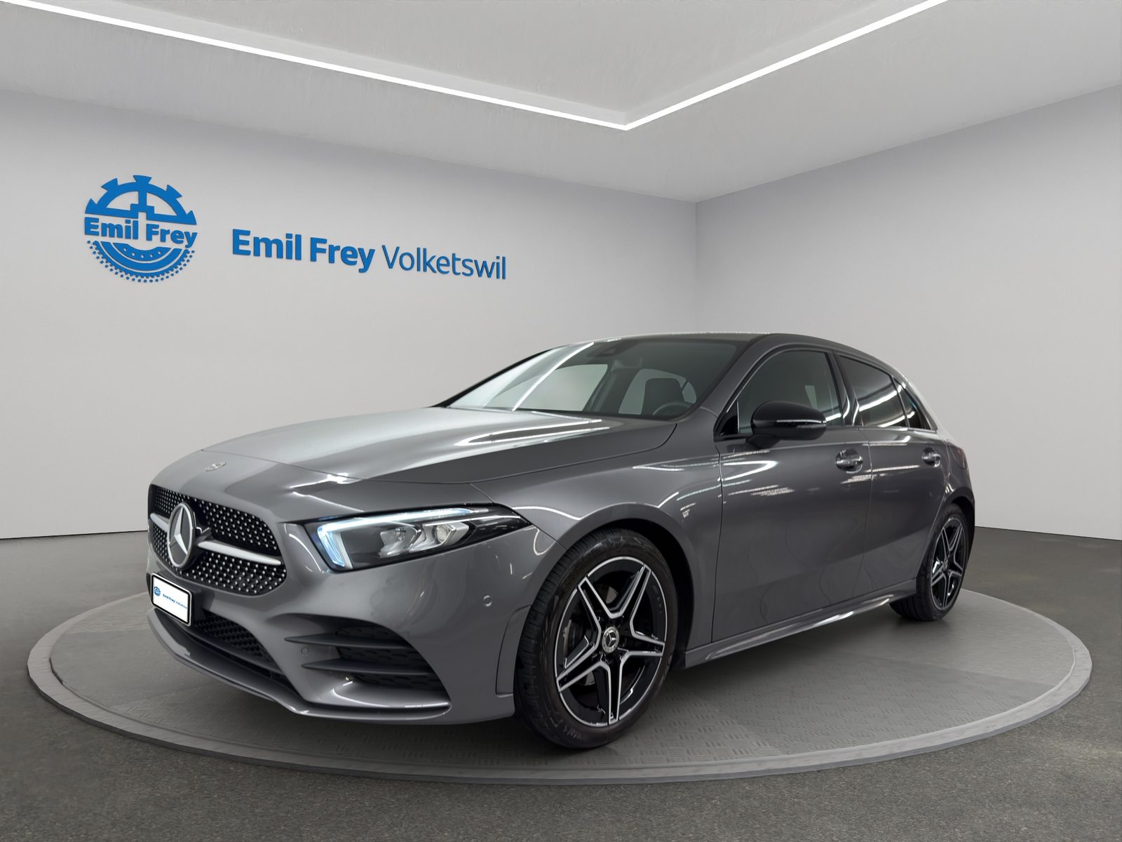 MERCEDES-BENZ A 180 Night Star AMG Line