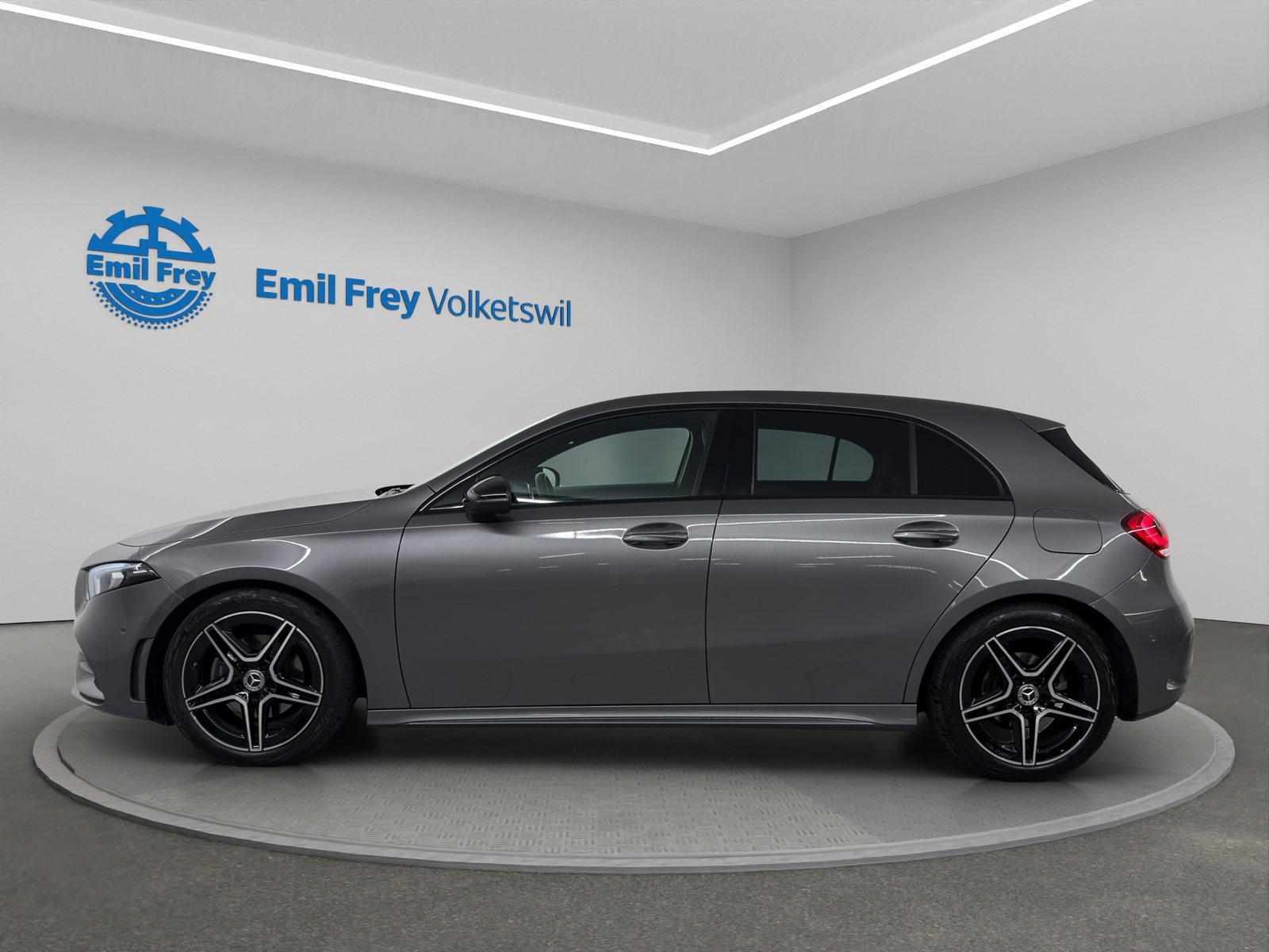 MERCEDES-BENZ A 180 Night Star AMG Line, Essence, Occasion / Utilisé, Automatique - 2