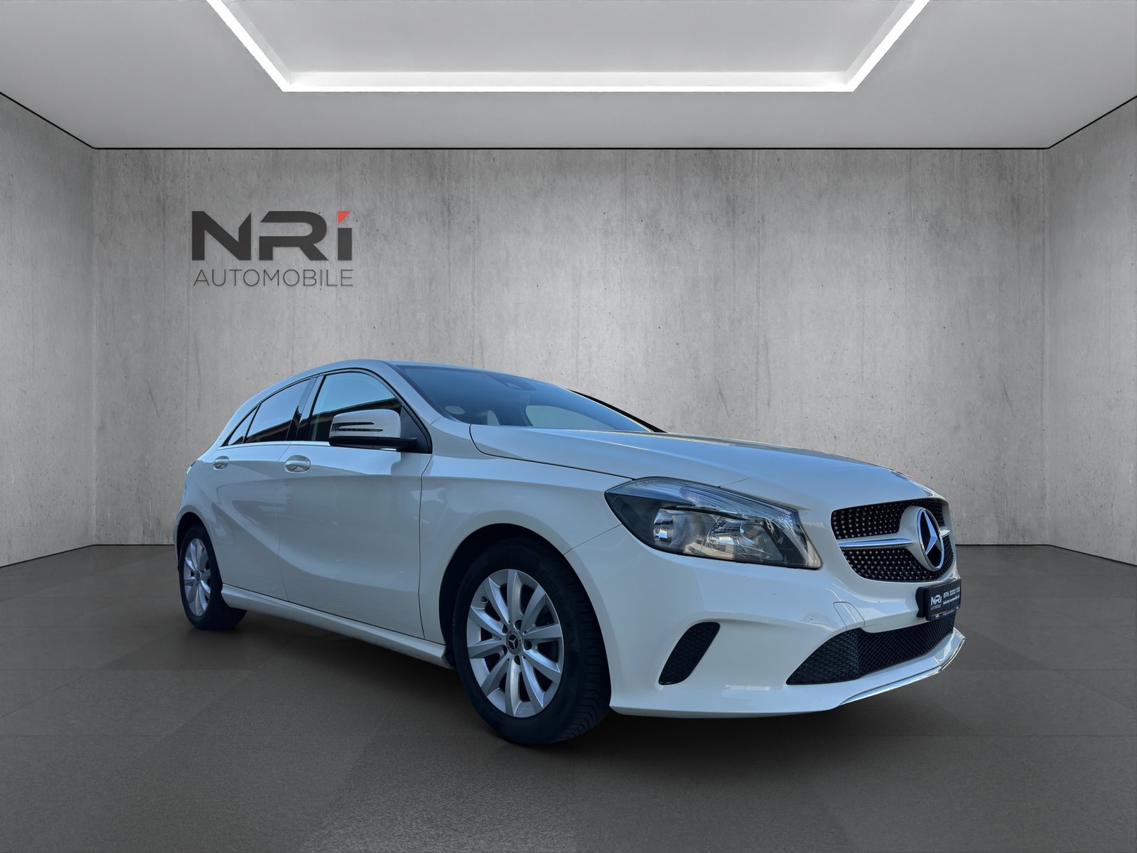 MERCEDES-BENZ A 180 d BlueEF Edition Style, Diesel, Occasion / Gebraucht, Handschaltung - 3