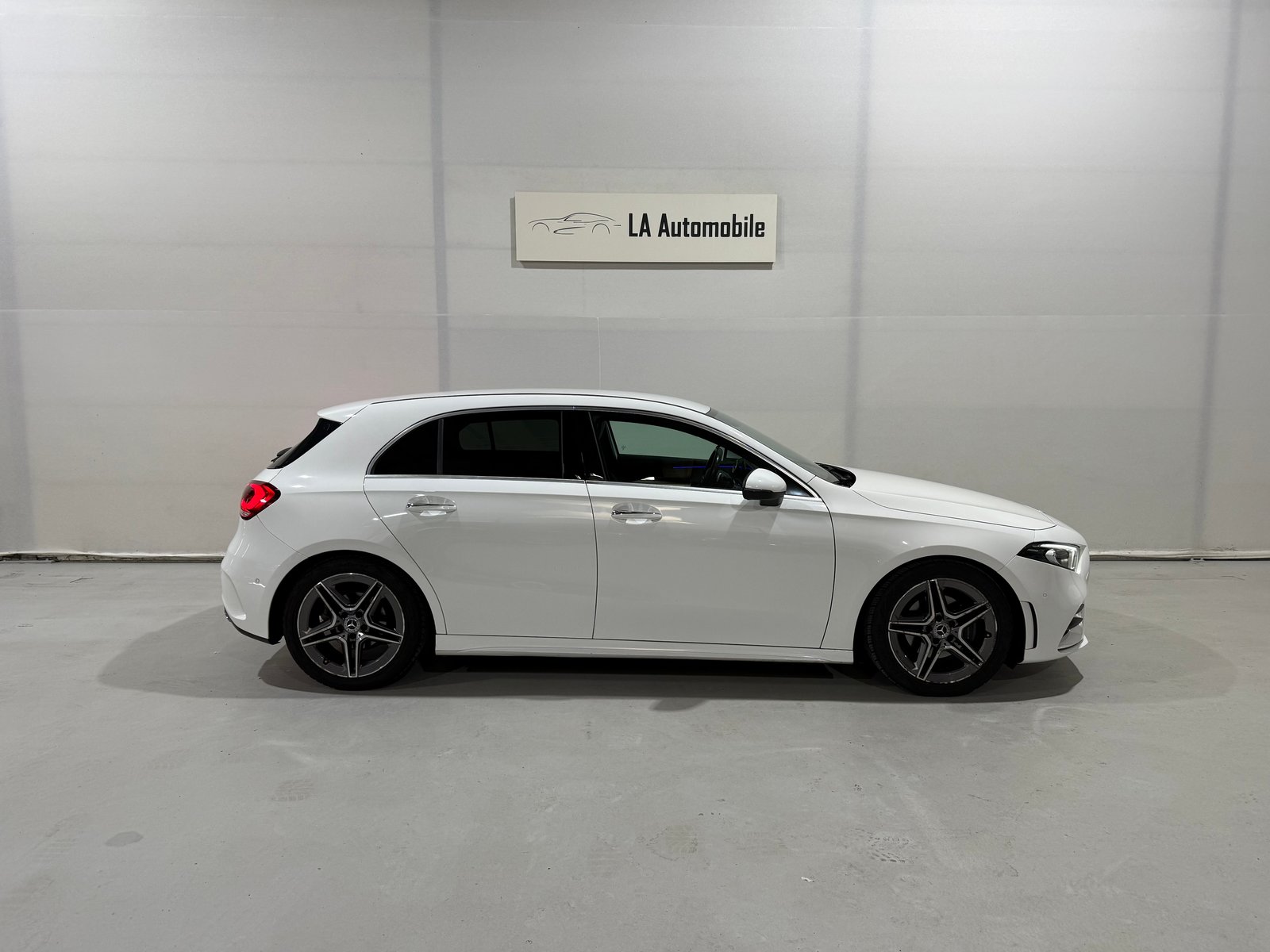 MERCEDES-BENZ A 180 d AMG Line, Diesel, Occasion / Utilisé, Automatique - 7
