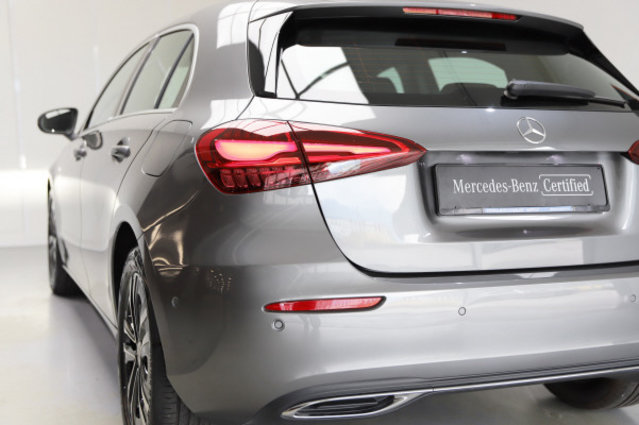 MERCEDES-BENZ A 180, Mild-Hybrid Benzin/Elektro, Occasion / Gebraucht, Automatik - 4