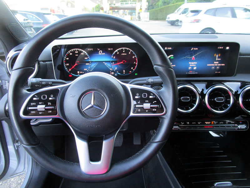 MERCEDES-BENZ A 180 Progressive 7G-DCT, Essence, Occasion / Utilisé, Automatique - 7