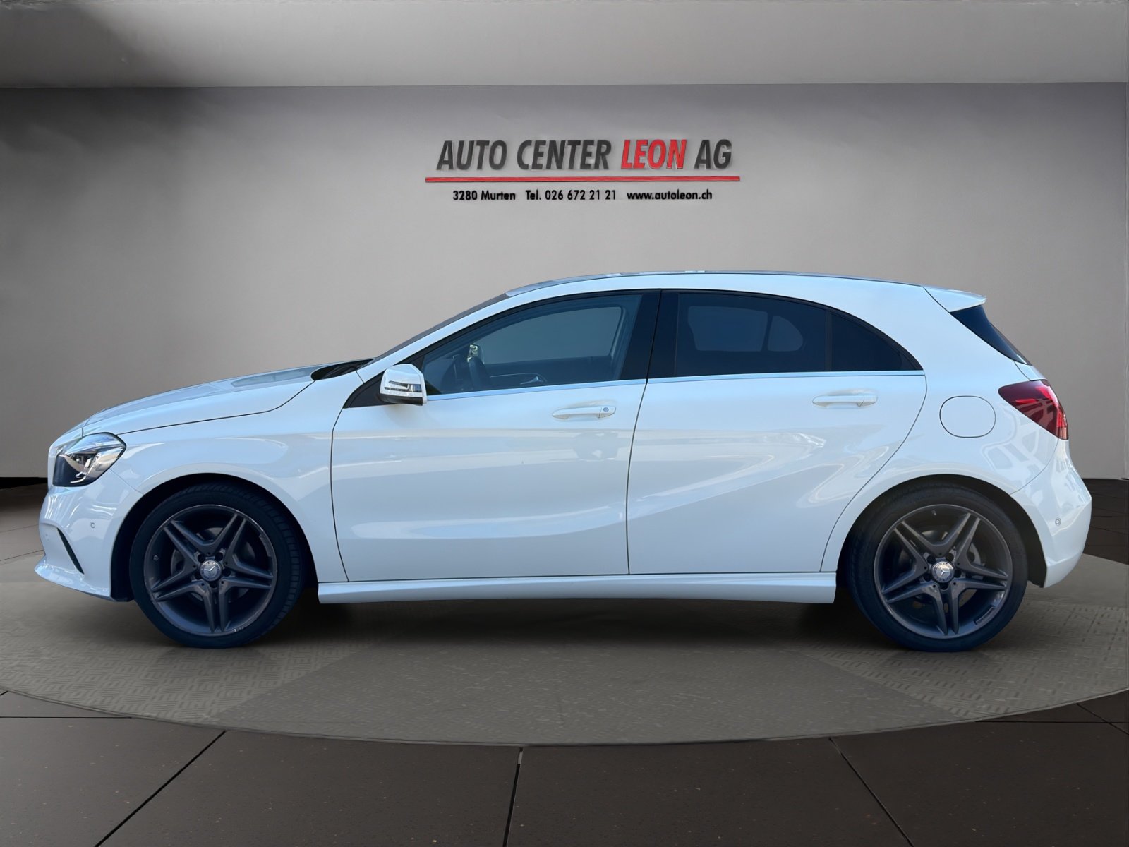 MERCEDES-BENZ A 180 BlueEfficiency Edition Style, Benzin, Occasion / Gebraucht, Handschaltung - 3