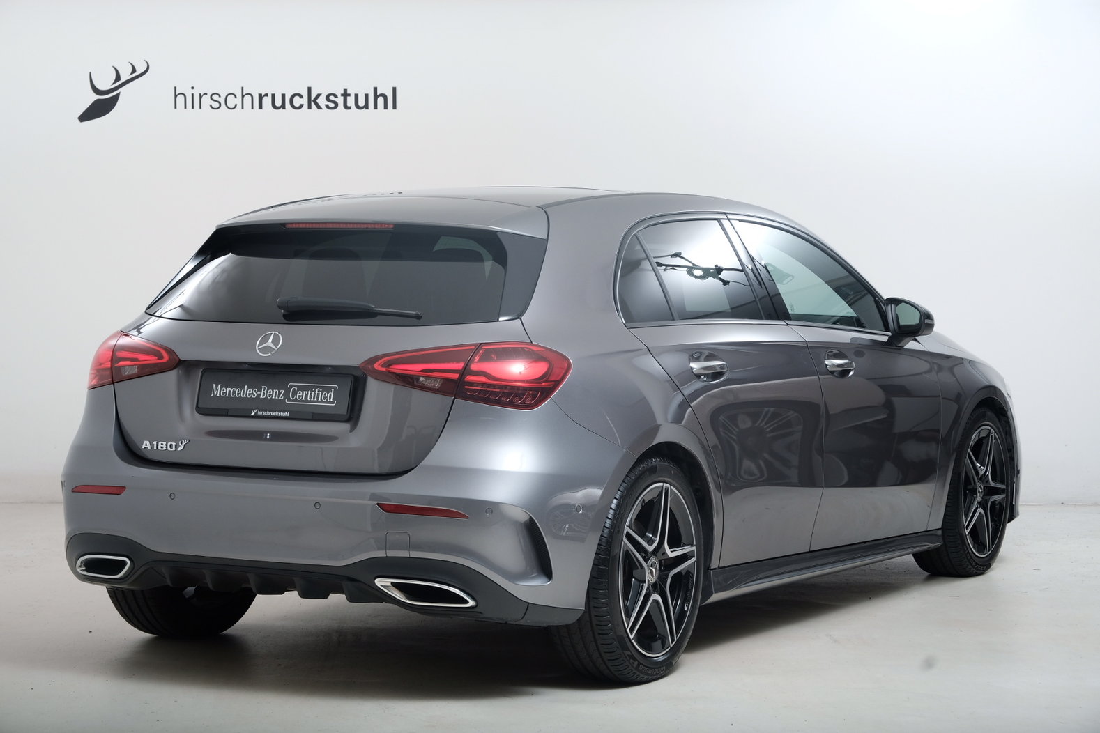 MERCEDES-BENZ A-Klasse W177 A 180 AMG Line, Benzin, Occasion / Gebraucht, Automatik - 4