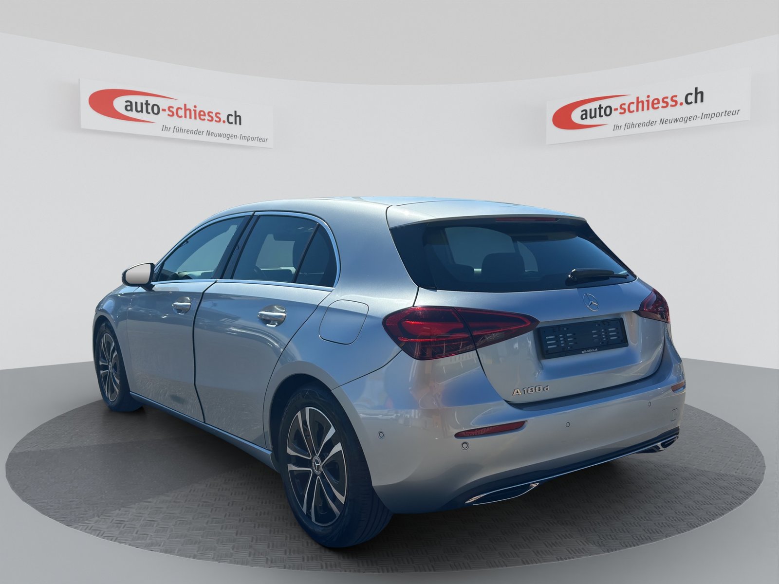 MERCEDES-BENZ A 180 d 8G-DCT PROGRESSIVE, Diesel, Occasion / Gebraucht, Automatik - 3