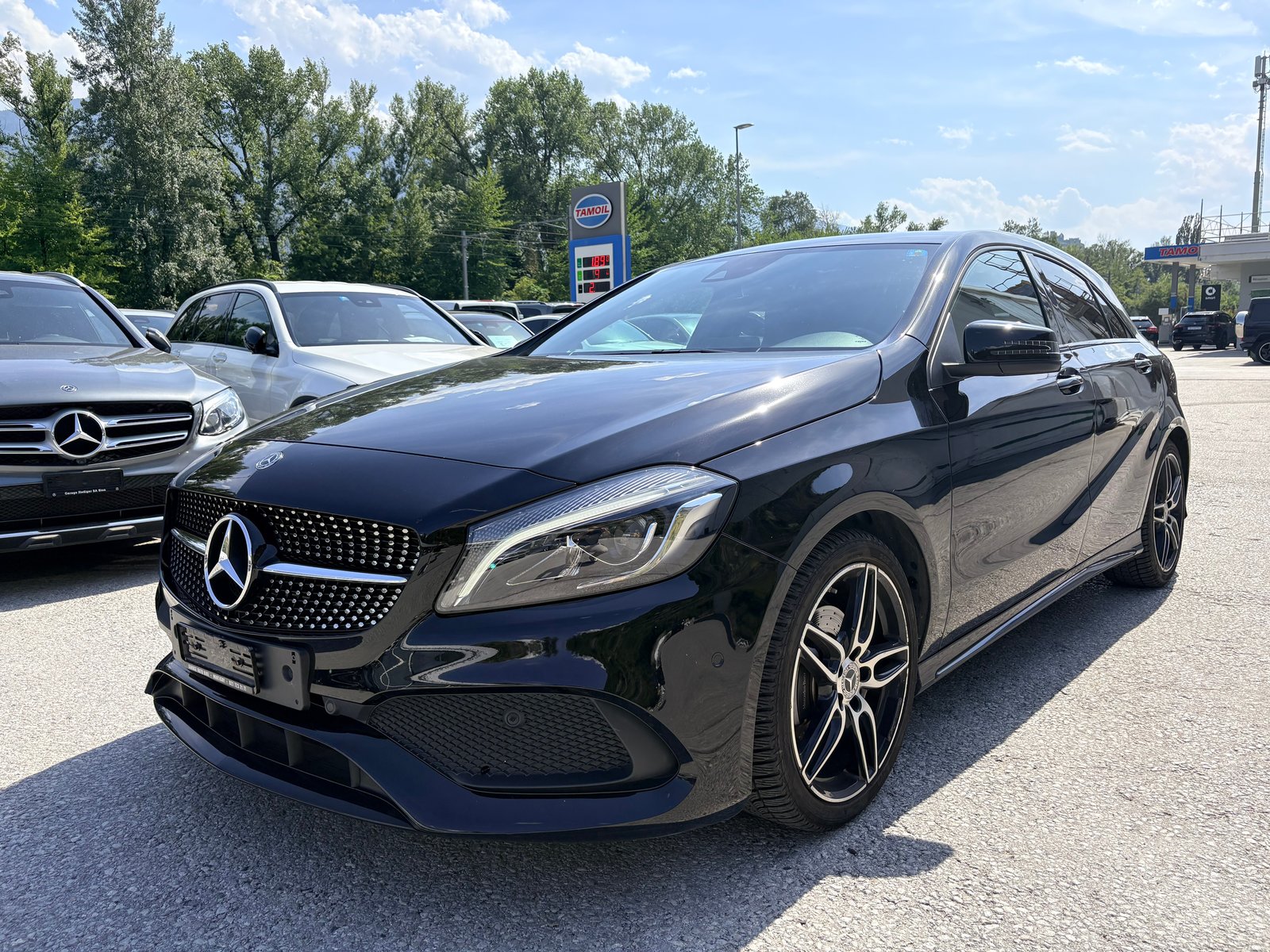 MERCEDES-BENZ A 180 AMG Line 7G-DCT